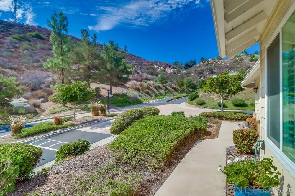 https://cdn.realtyfeed.com/cdn/127/250041386/bbddc6ee5d309e3aee0877de24c0828e.webp