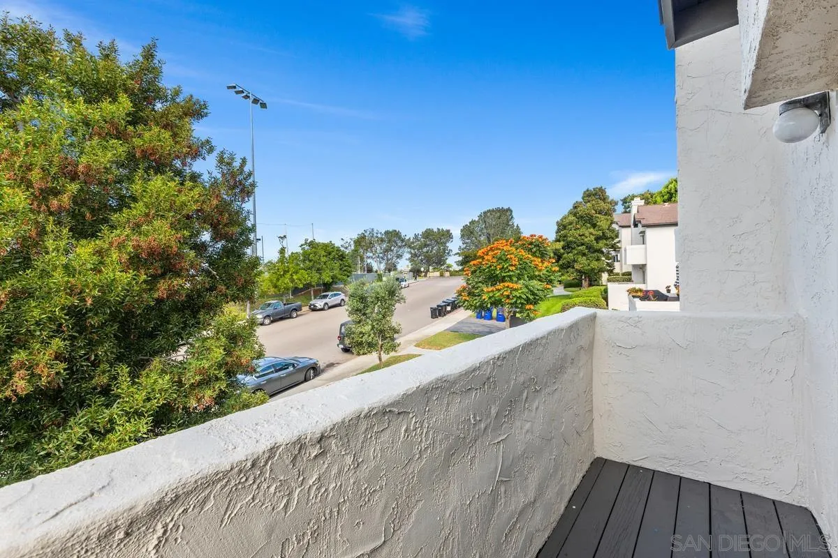 https://cdn.realtyfeed.com/cdn/127/250041387/57b7960d1cd7f14e79daecf716bca35b.webp