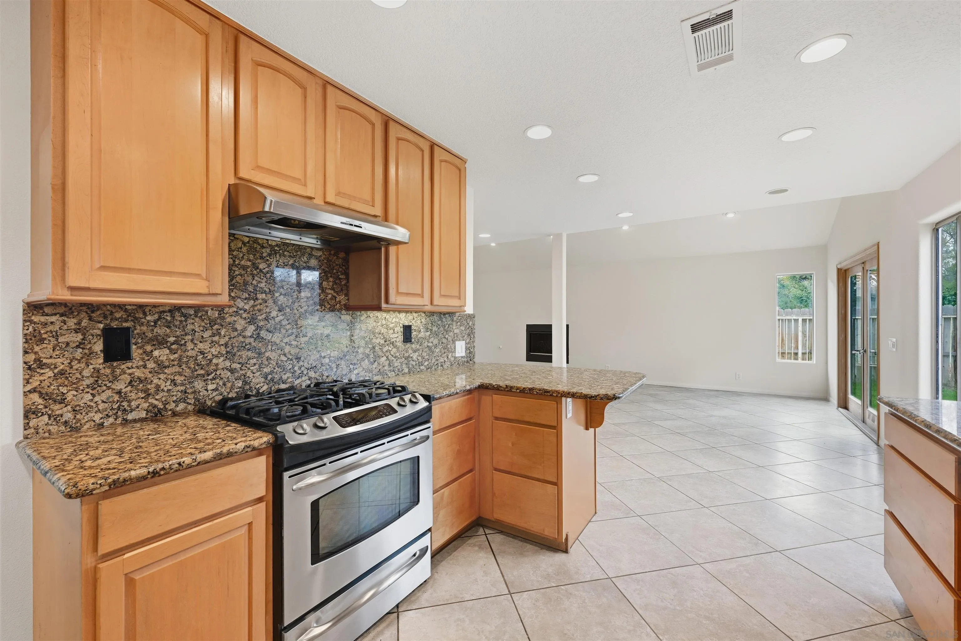 https://cdn.realtyfeed.com/cdn/127/250041388/0058fd88ff5b88e4fe901c94cf7500b0.webp