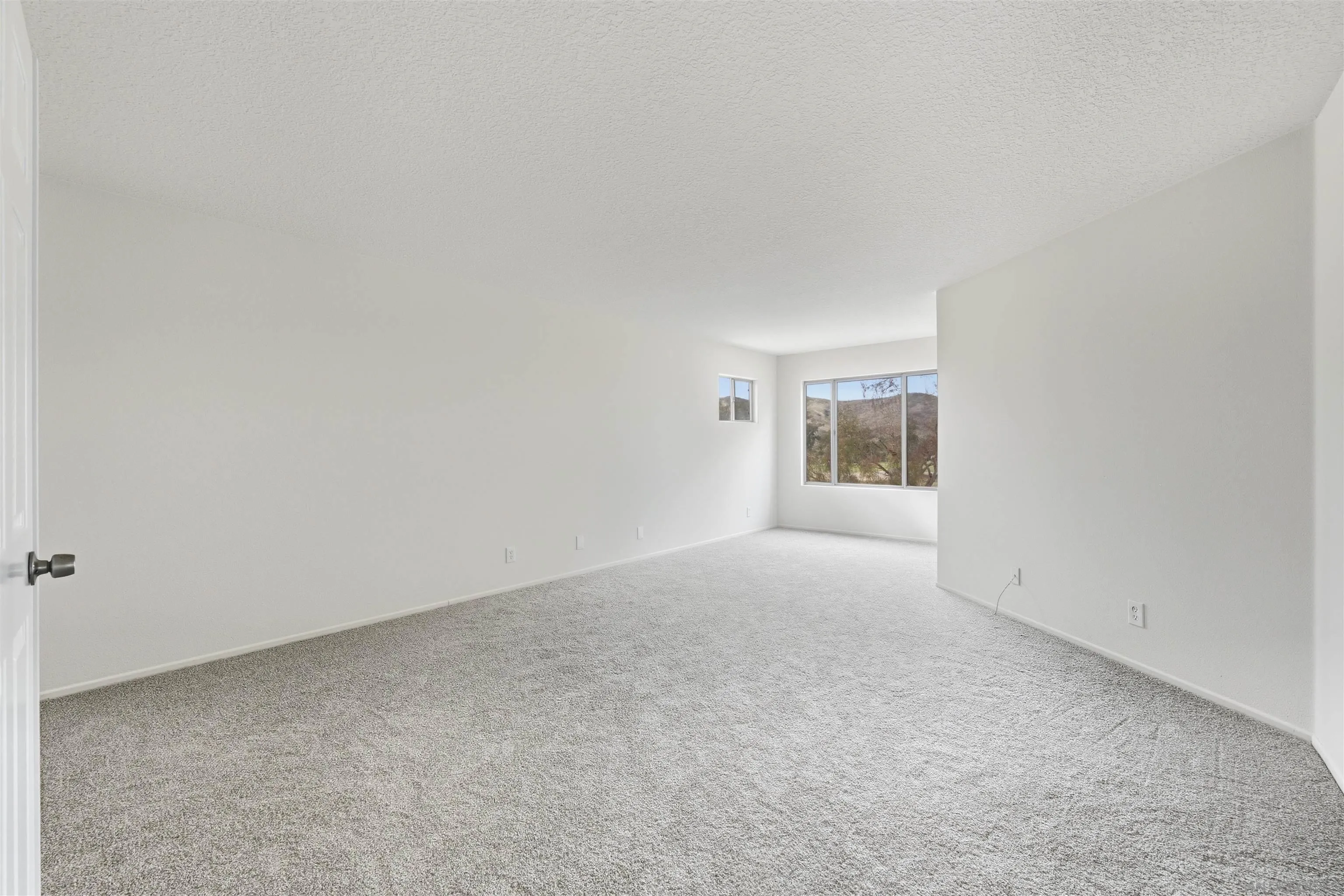 https://cdn.realtyfeed.com/cdn/127/250041388/40a8b713dcb9ab1eed0514706d0bf312.webp