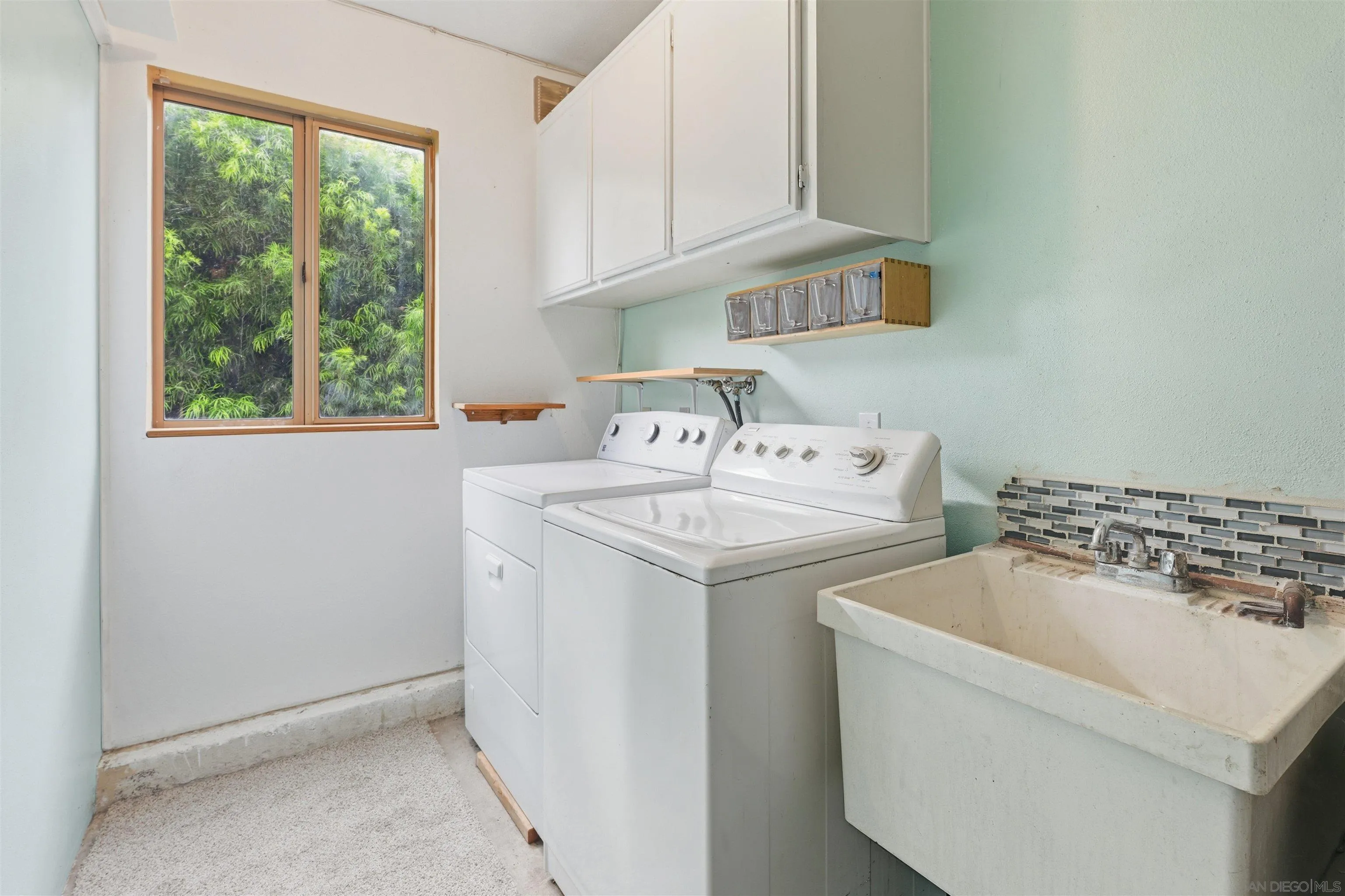 https://cdn.realtyfeed.com/cdn/127/250041388/53ed70f0fbf7c7f6658ee98c4df0c22e.webp