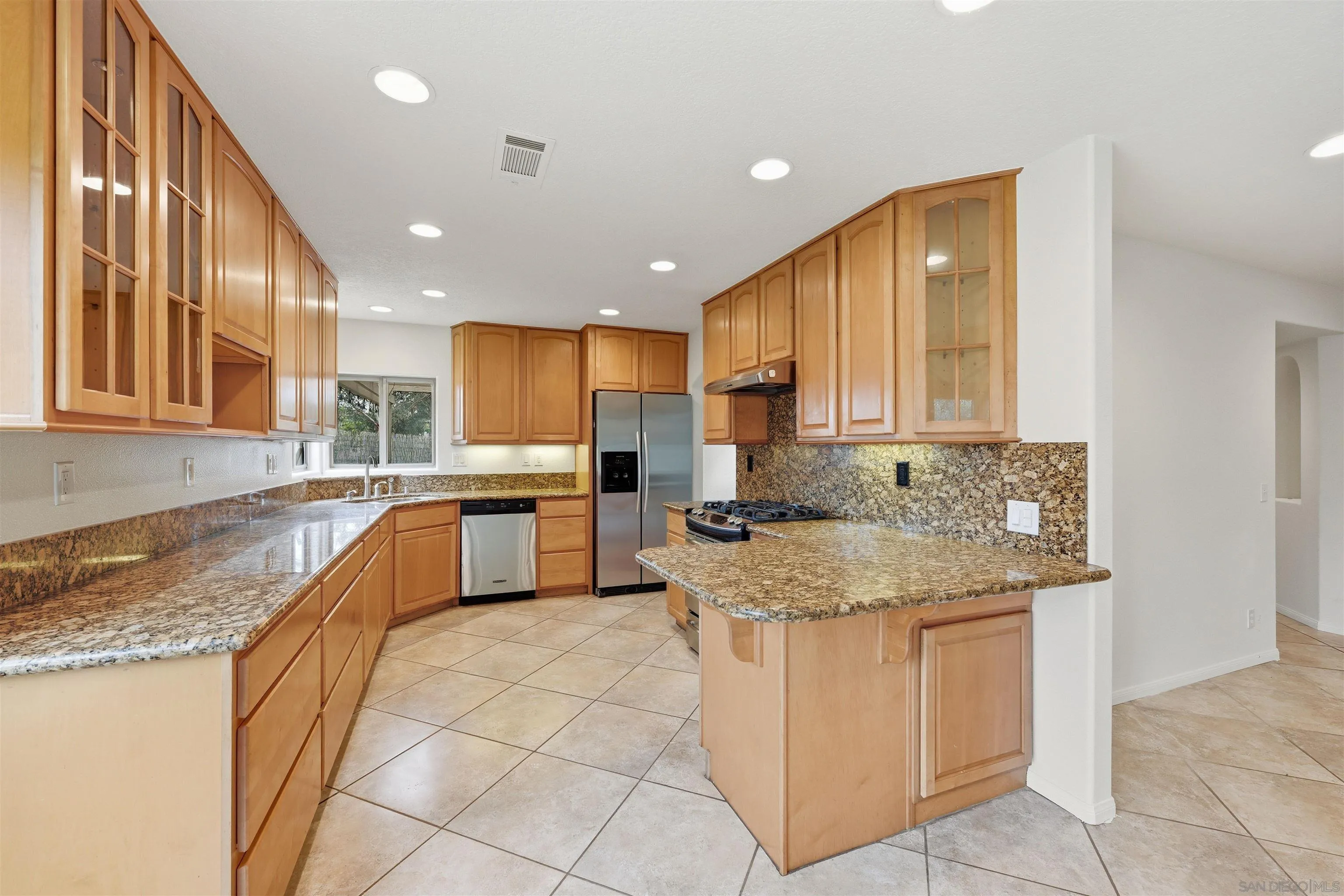 https://cdn.realtyfeed.com/cdn/127/250041388/b64cf57bd24666aa5e997be3b3d4c83a.webp