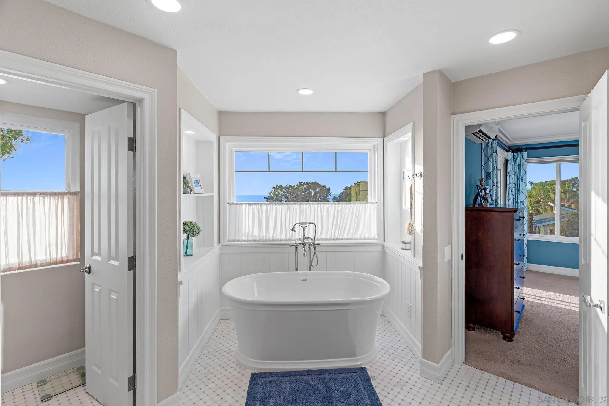 https://cdn.realtyfeed.com/cdn/127/250041389/23f35998a977b9a87fd3e3fad8cdd2b8.webp