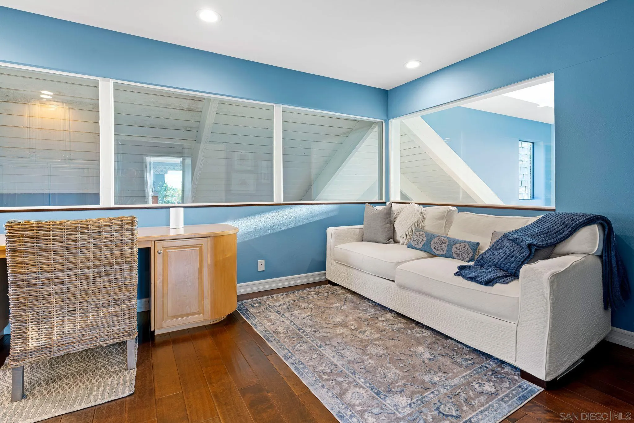 https://cdn.realtyfeed.com/cdn/127/250041389/526d41cfe5b8ae1ff6fcc214f8085be3.webp