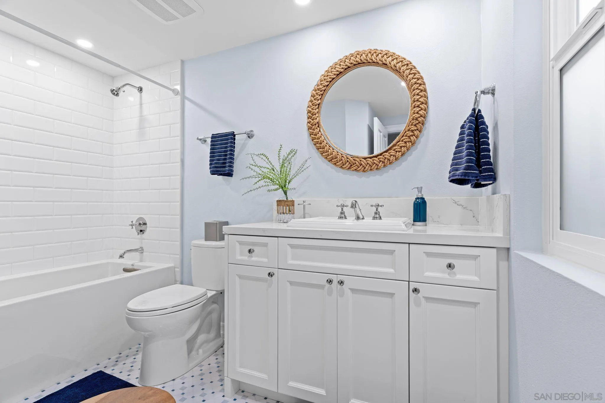 https://cdn.realtyfeed.com/cdn/127/250041389/8e7ce9e5978c610f7b3be38d7166914f.webp