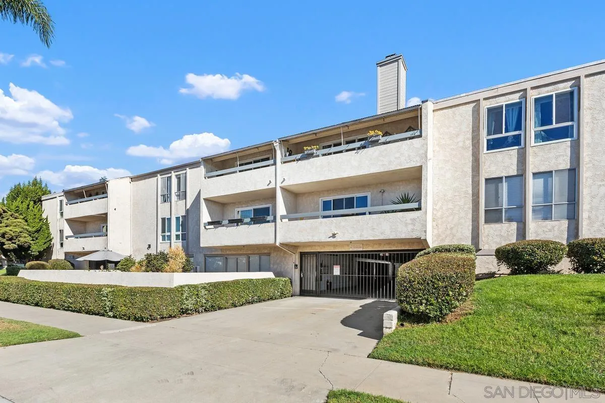 https://cdn.realtyfeed.com/cdn/127/250041391/2061d9857447e8dd280c58ff04fb2a48.webp