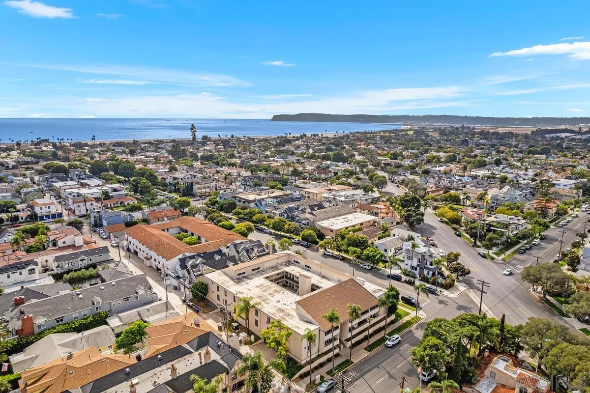 https://cdn.realtyfeed.com/cdn/127/250041391/a5011d579e9d07dc6450a4e1c4e9407f.webp