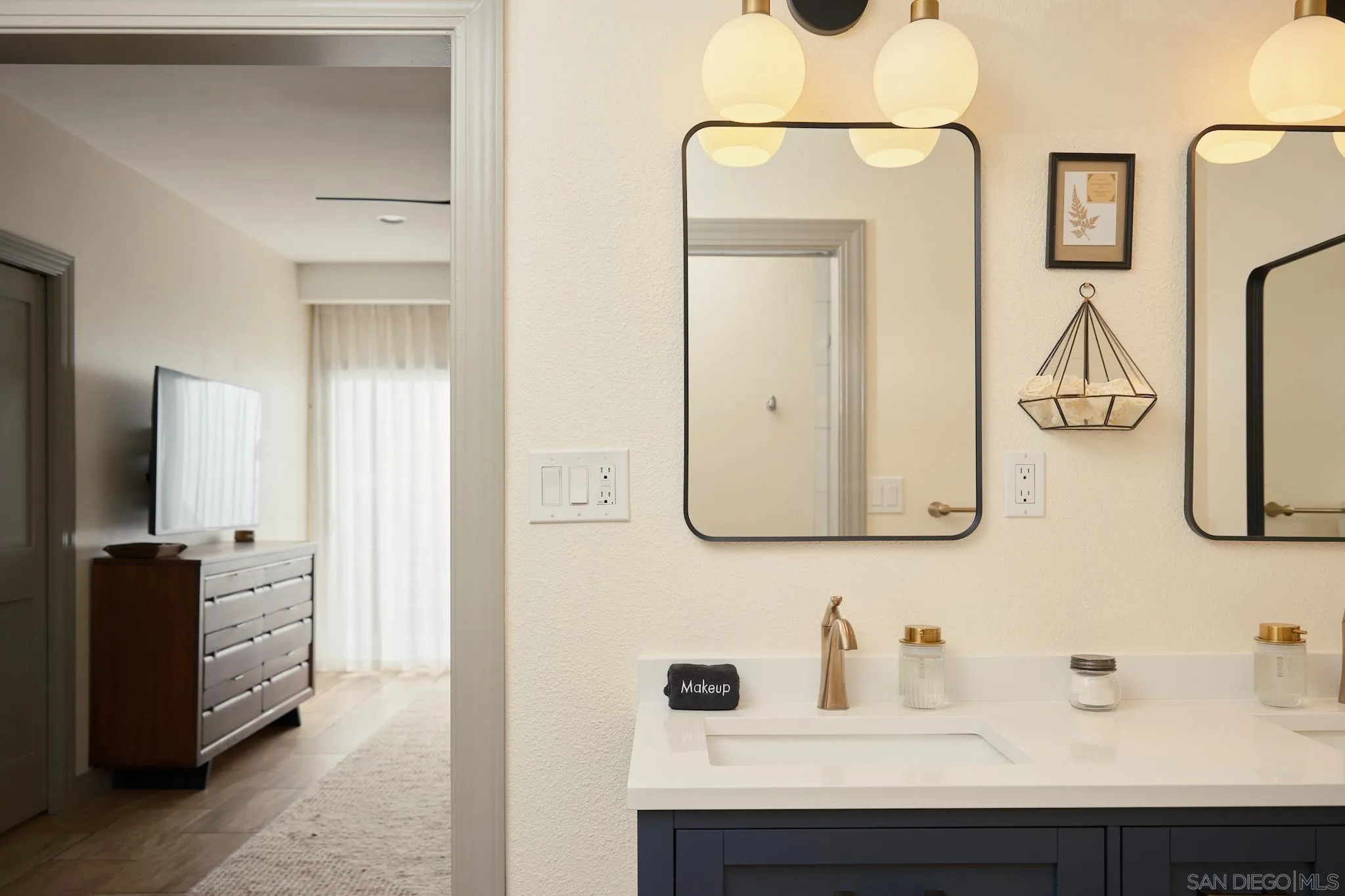 https://cdn.realtyfeed.com/cdn/127/250041393/05b74535ba9be034315dc4fc9c93ff68.webp