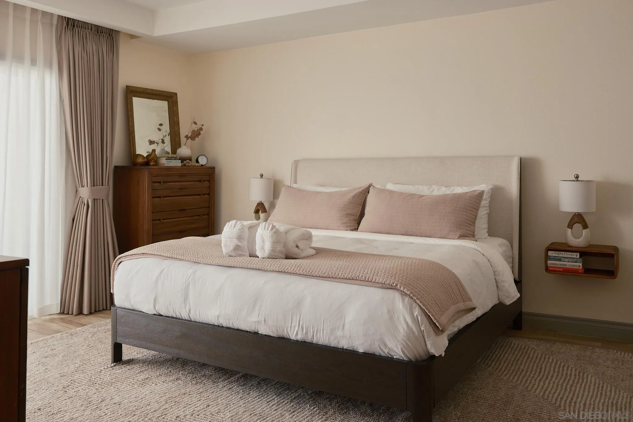 https://cdn.realtyfeed.com/cdn/127/250041393/89d5ee563fd4d6e141b9e37fdcad8cd0.webp