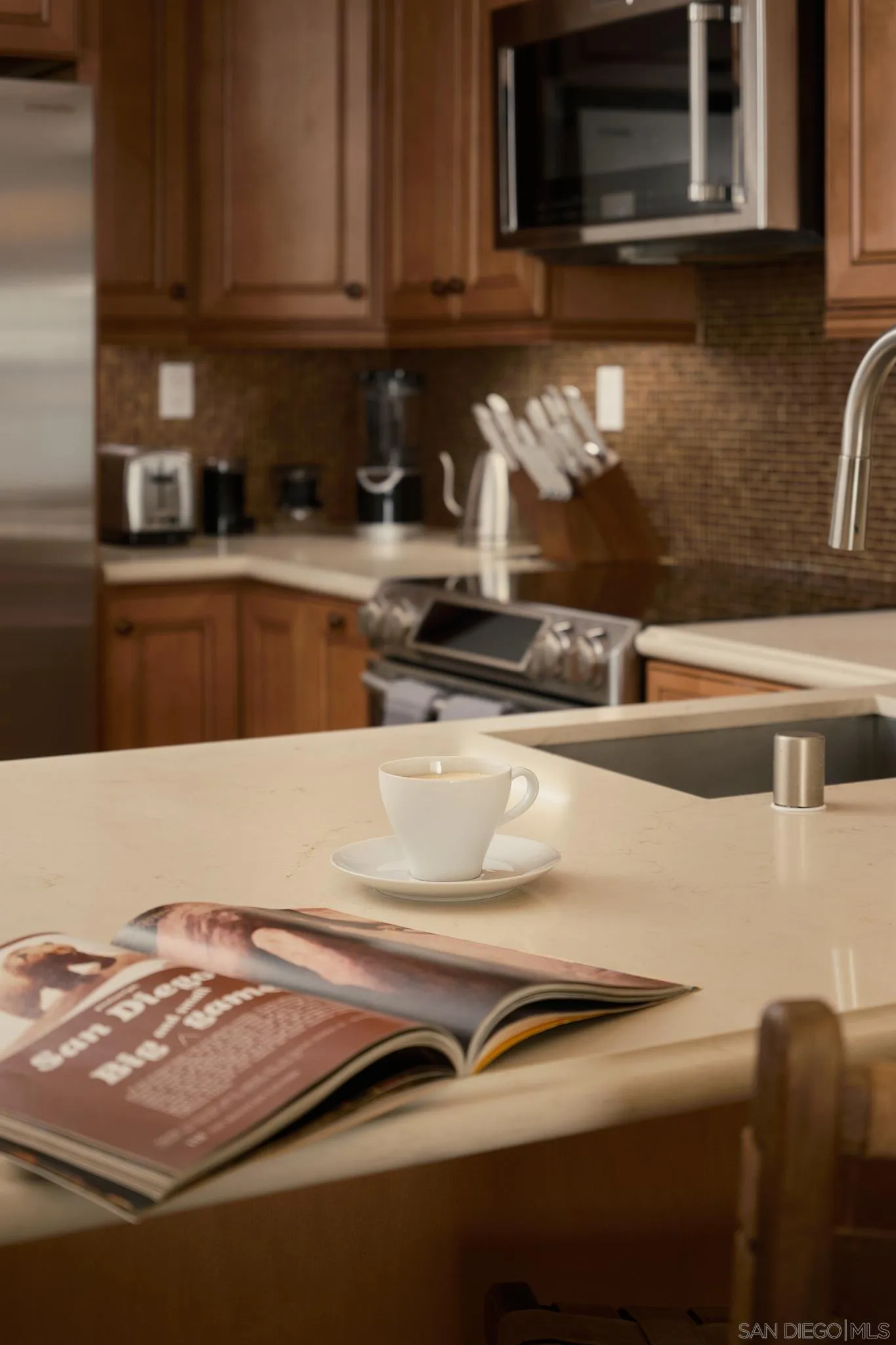 https://cdn.realtyfeed.com/cdn/127/250041393/a032b4b2cf1ef4a75af1ce54b6f0c04e.webp