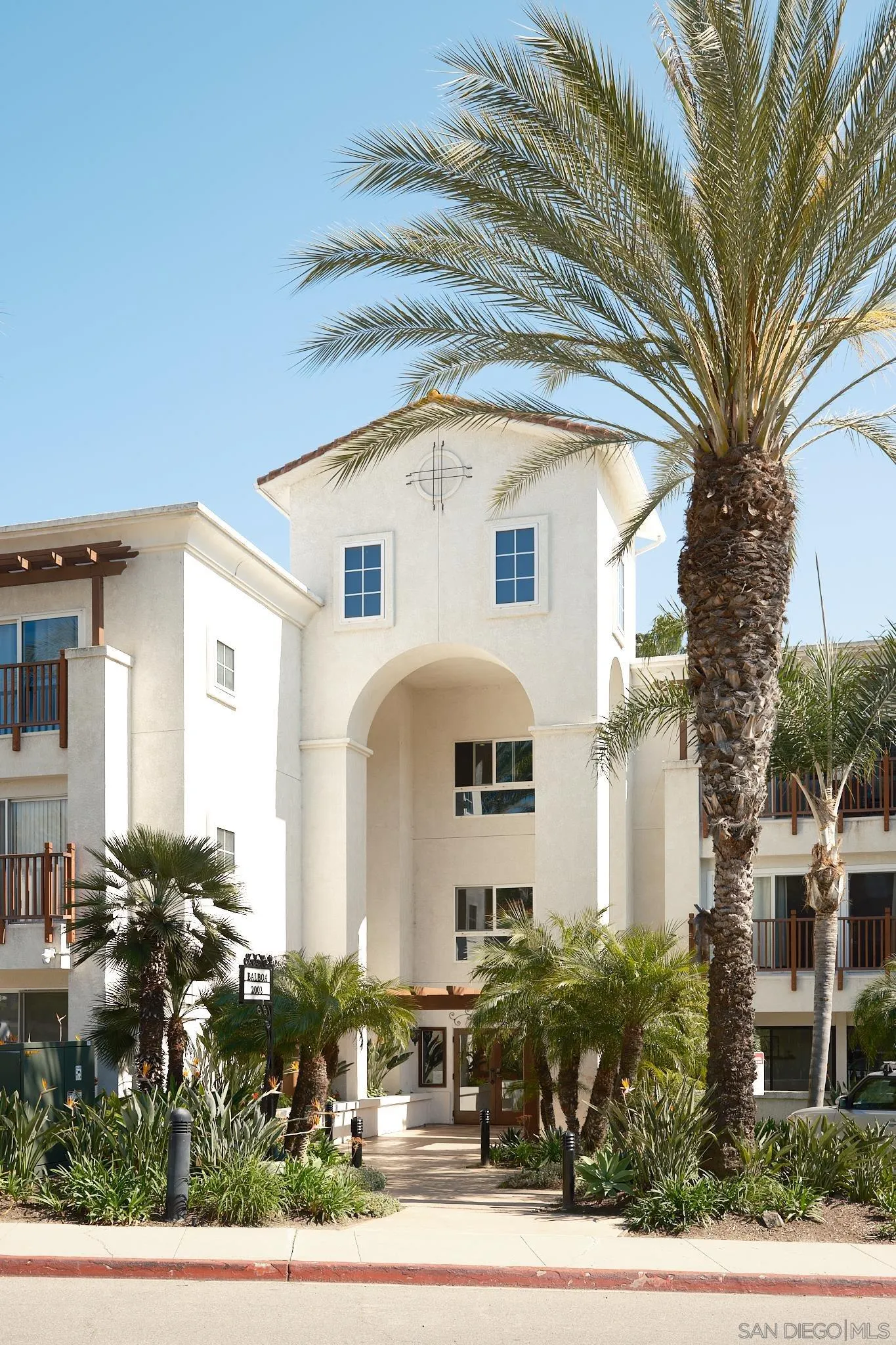 https://cdn.realtyfeed.com/cdn/127/250041393/e7df529b8ce303b8e4420b615e4a196e.webp