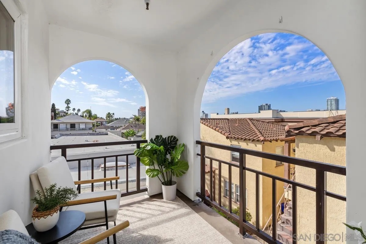 https://cdn.realtyfeed.com/cdn/127/250041395/23f2c0de4b2ad93538d61149097459b8.webp