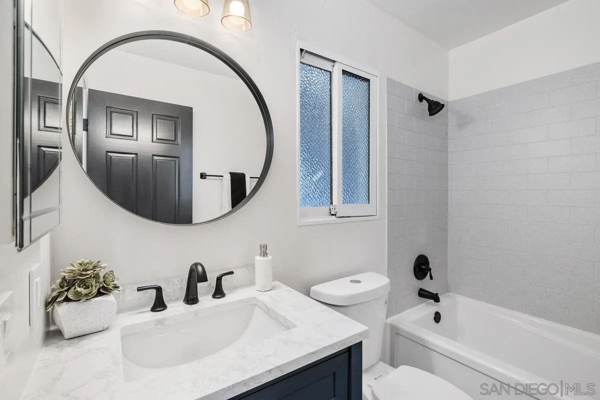 https://cdn.realtyfeed.com/cdn/127/250041395/8299f0fce739e21d2edfcff3786d9f18.webp