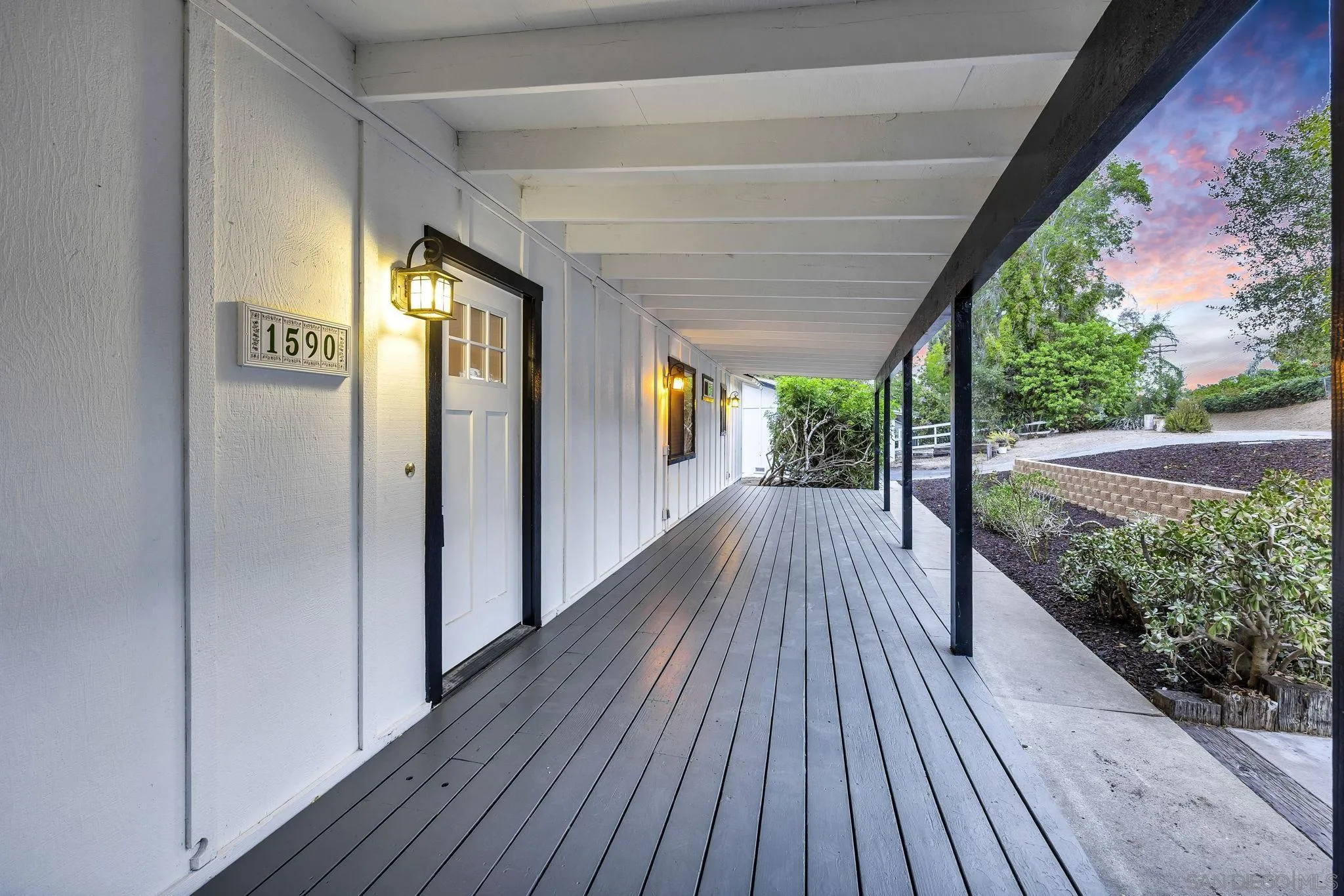 https://cdn.realtyfeed.com/cdn/127/250041396/2a3fb34bee167d6ddf7c3d4a2a00748b.webp