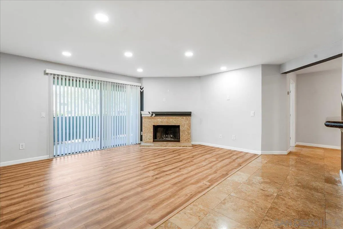 https://cdn.realtyfeed.com/cdn/127/250041401/2c8c3c29c8d1ee9a611a908285f0f677.webp