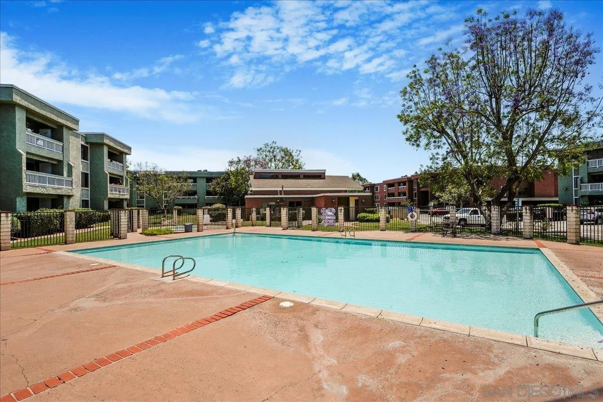 https://cdn.realtyfeed.com/cdn/127/250041401/9217315f2e7c1c2bc3b1135faea461e4.webp