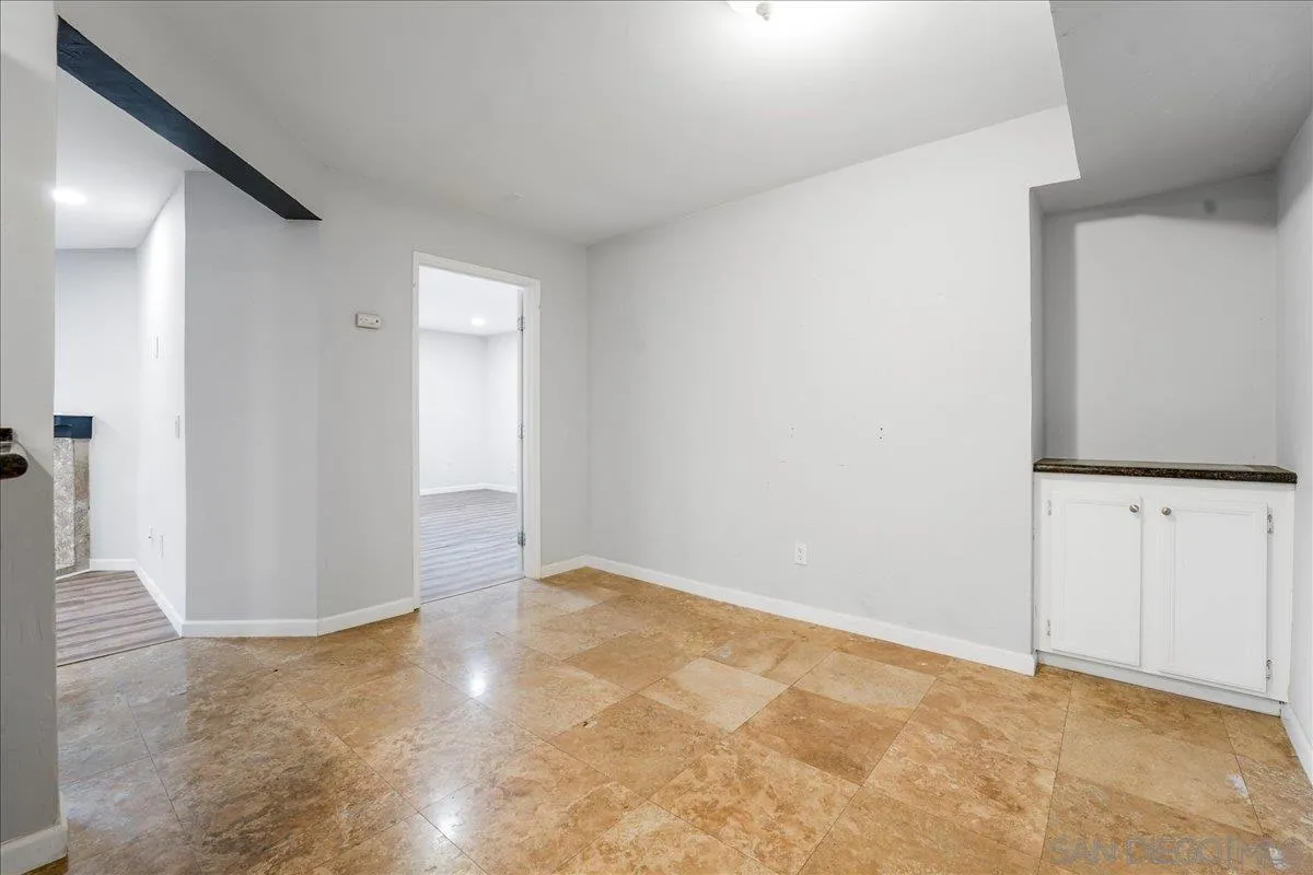 https://cdn.realtyfeed.com/cdn/127/250041401/f0e95cf6d052086bb4399f352a47af64.webp
