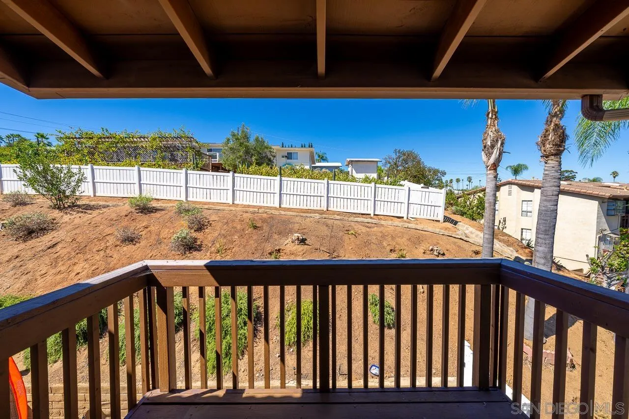 https://cdn.realtyfeed.com/cdn/127/250041404/18a39e717ae24f75315be0a59f2f9772.webp