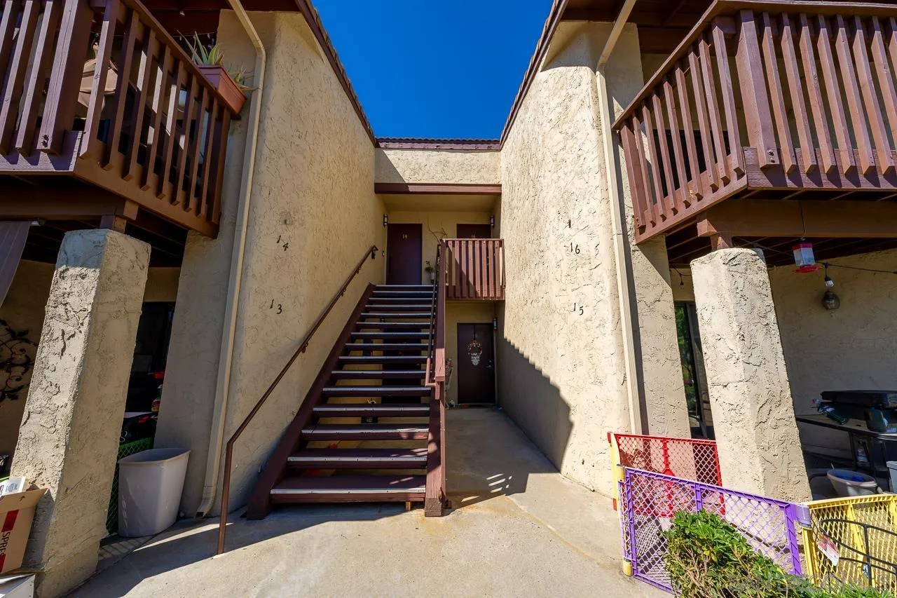 https://cdn.realtyfeed.com/cdn/127/250041404/33fb18019c4616ff4c36e8c8ee57ed2f.webp