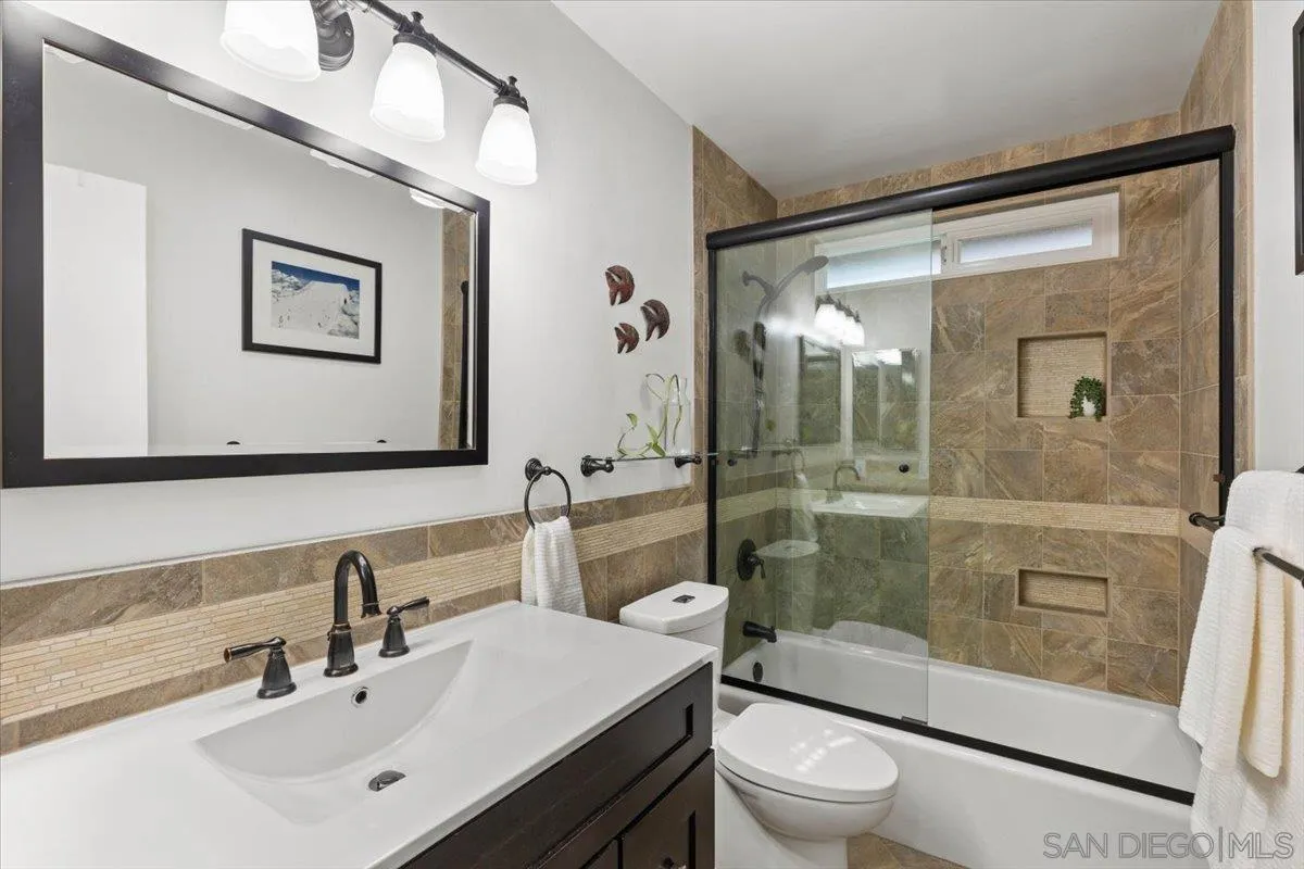 https://cdn.realtyfeed.com/cdn/127/250041405/b42a46ccfcf3b5db7b5f785856c763d9.webp