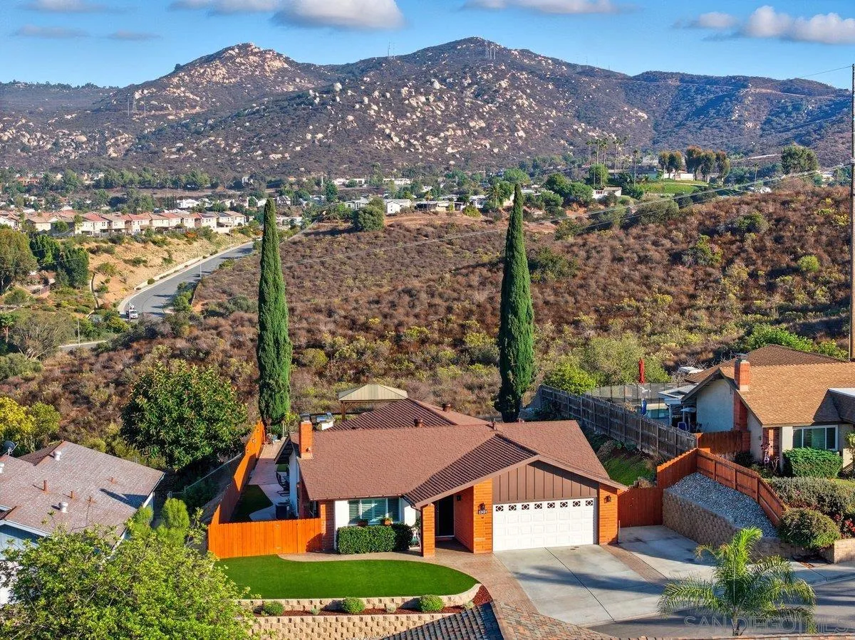 https://cdn.realtyfeed.com/cdn/127/250041405/d9ab8f65d01ba6ef51d1d5a50bf6f3ba.webp