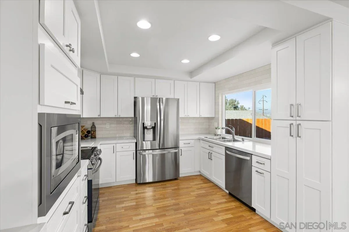 https://cdn.realtyfeed.com/cdn/127/250041405/e00ba9bc30575e37707b80440d72626a.webp