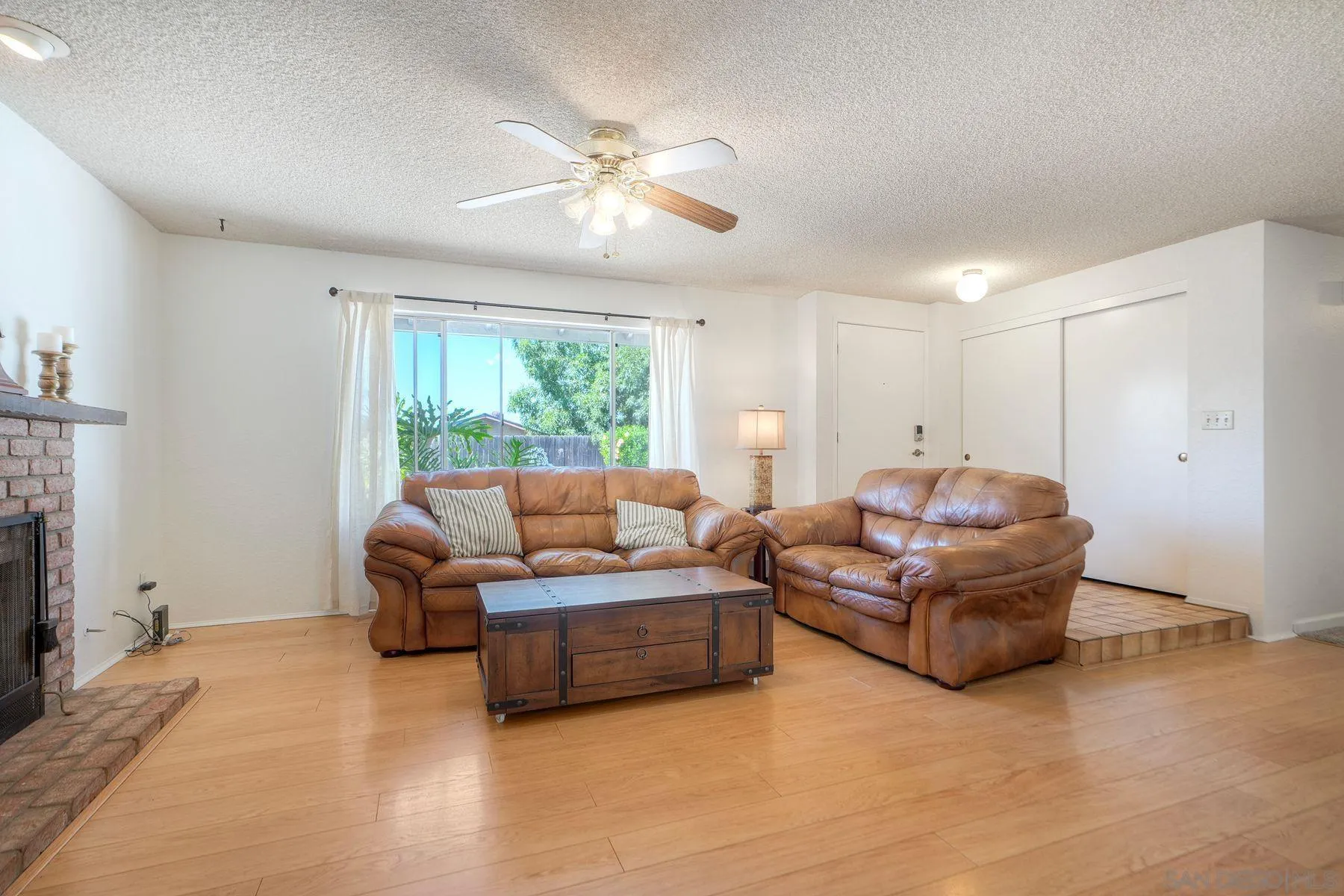 https://cdn.realtyfeed.com/cdn/127/250041407/15a83c507cd9d16f0f2ad6d1487f5f7f.webp