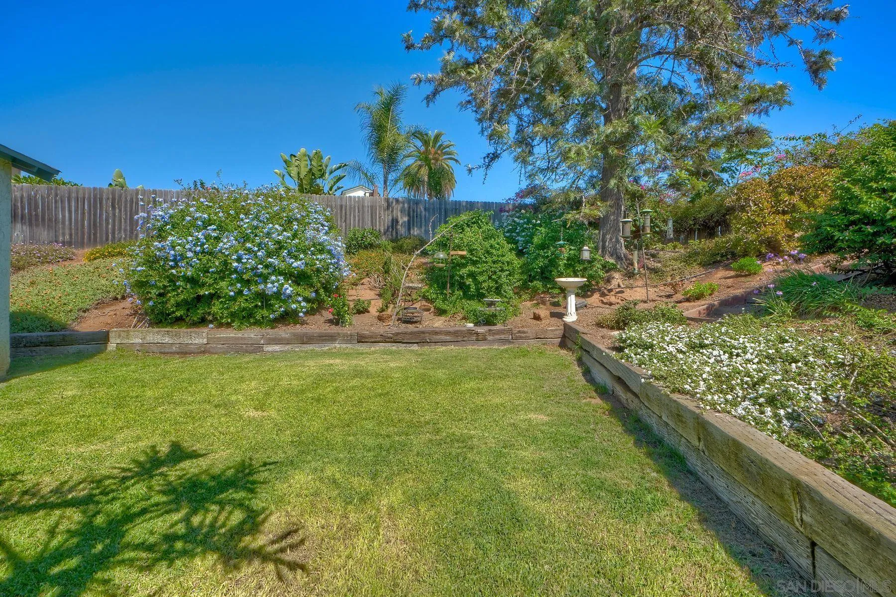 https://cdn.realtyfeed.com/cdn/127/250041407/977904012f9bef042bb5f39e503f017c.webp