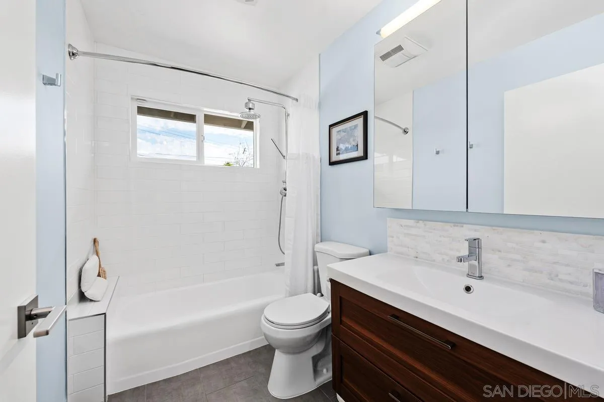 https://cdn.realtyfeed.com/cdn/127/250041414/6f7e2a03059454005a70cc7de6d0d5b8.webp