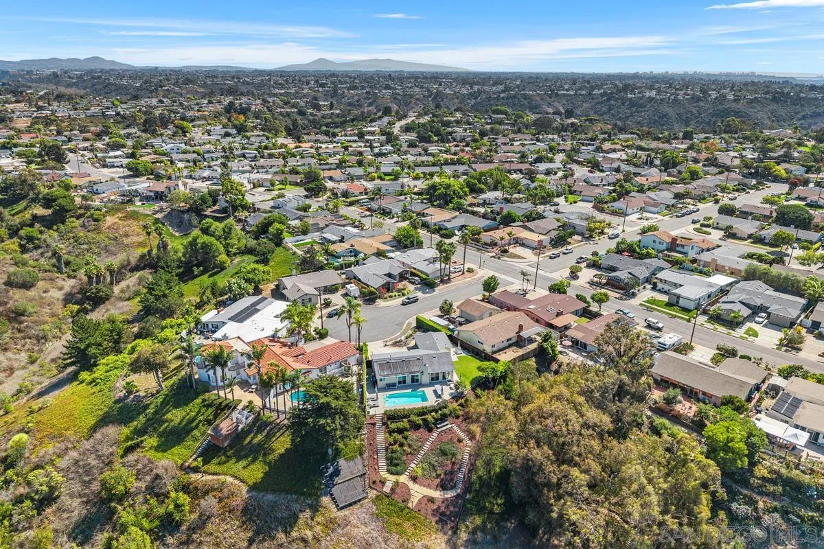 https://cdn.realtyfeed.com/cdn/127/250041414/d7a6c9f1d05871908d9c2722a29332e7.webp