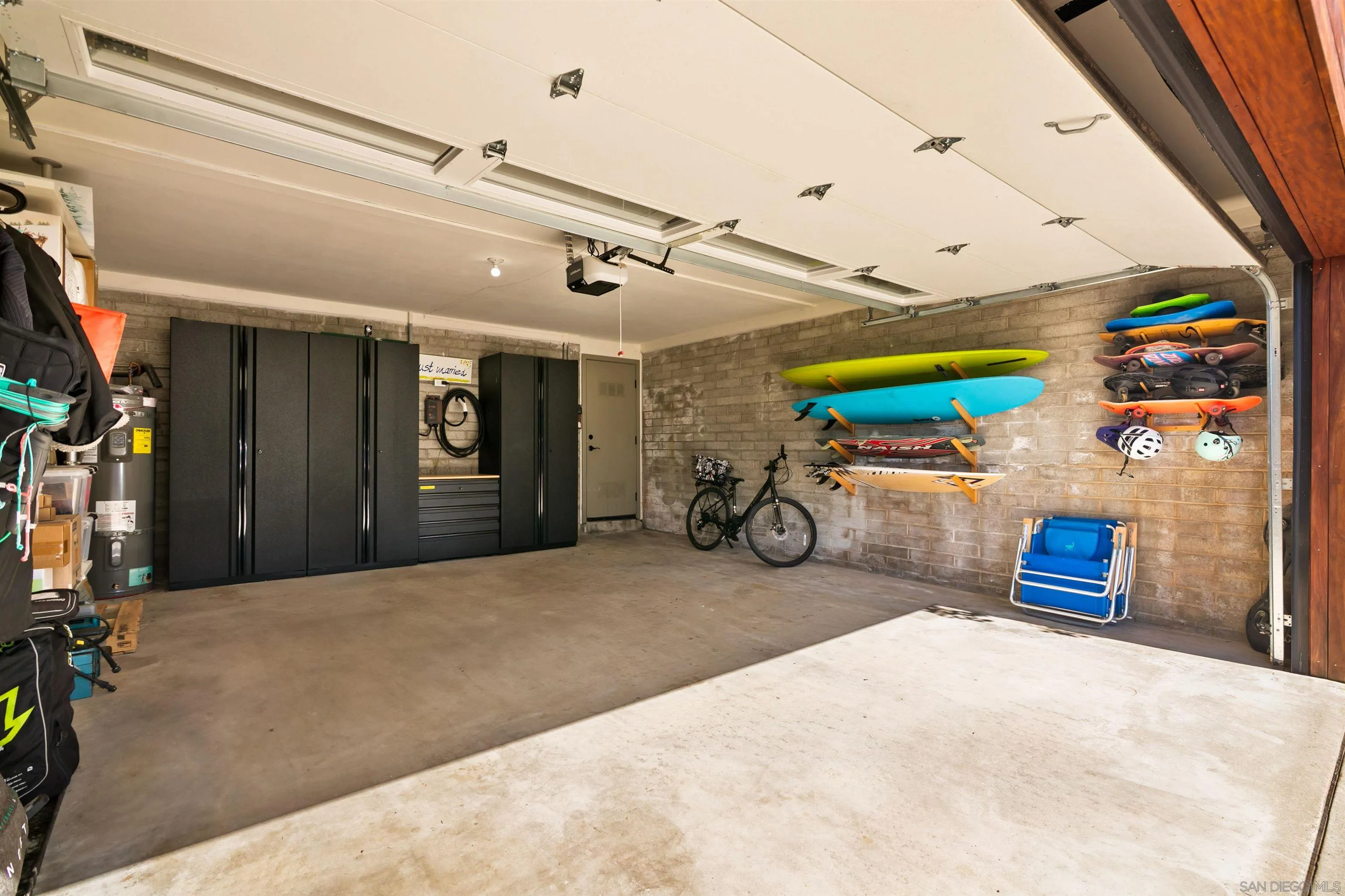 https://cdn.realtyfeed.com/cdn/127/250041415/1fab66cc07aa8f35a899047ef355f8d7.webp