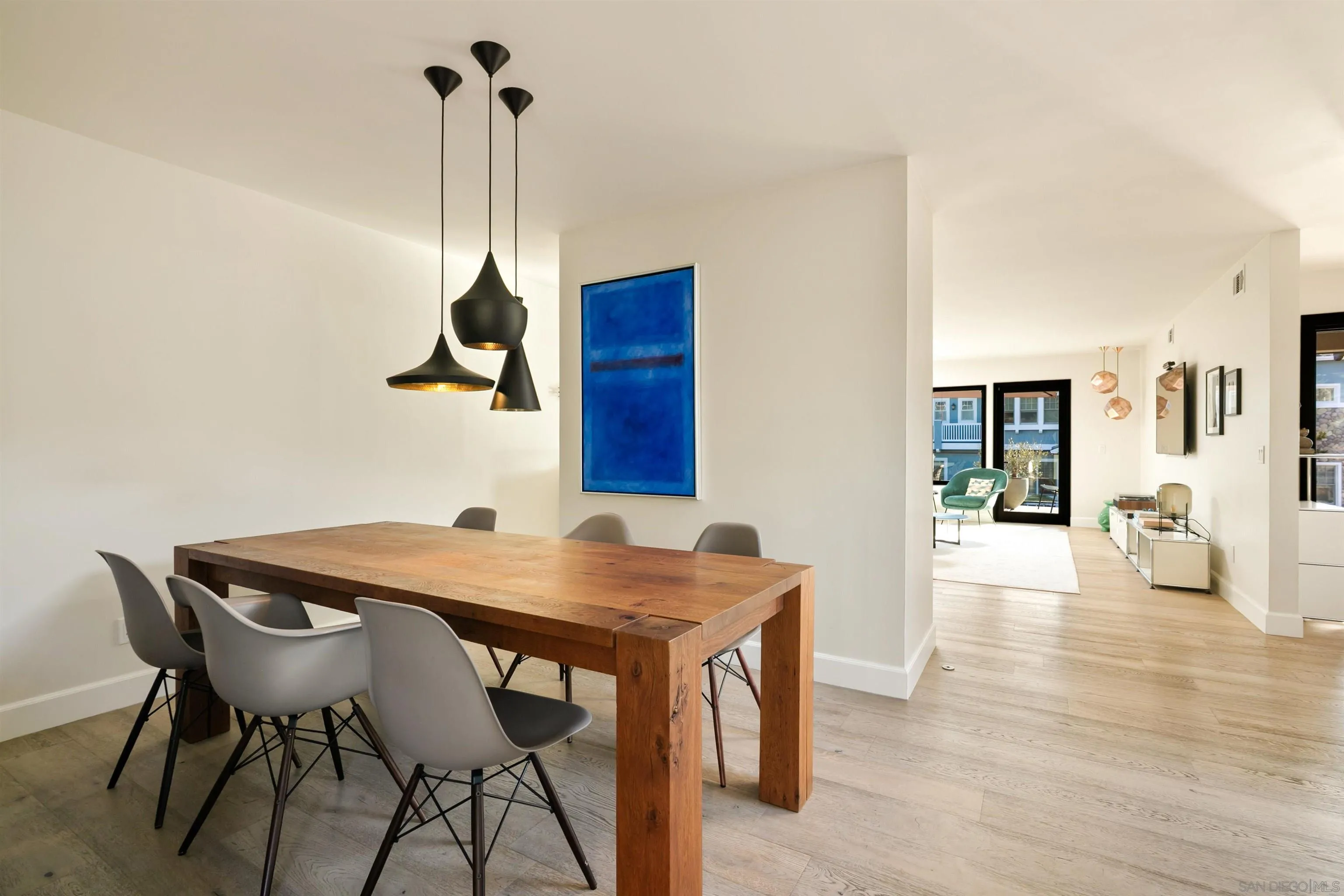 https://cdn.realtyfeed.com/cdn/127/250041415/235a8017c54840a8abd8dc7738992d1e.webp