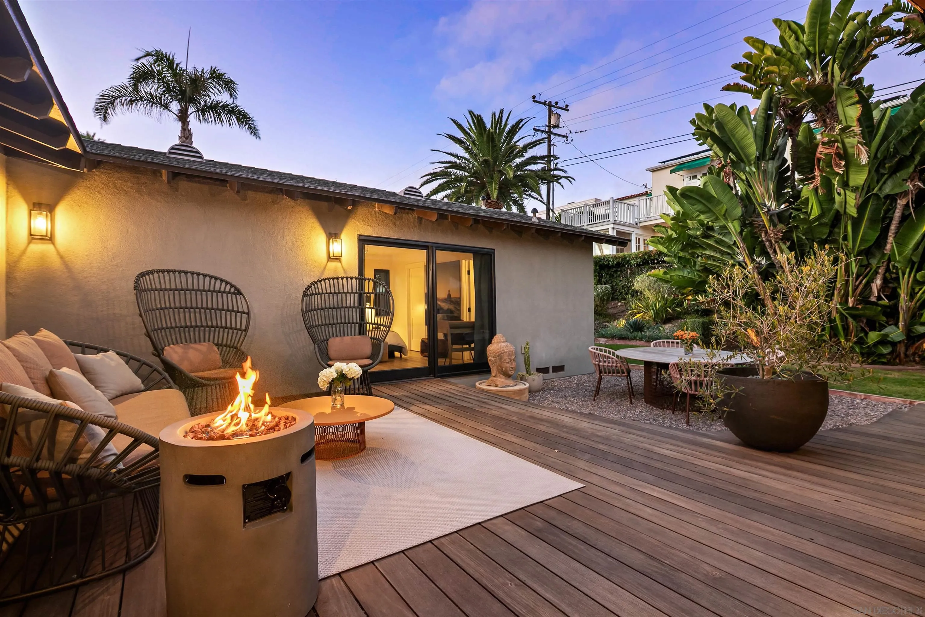 https://cdn.realtyfeed.com/cdn/127/250041415/28cd15dc5a7eb06b0c6464dbf6bc6b25.webp