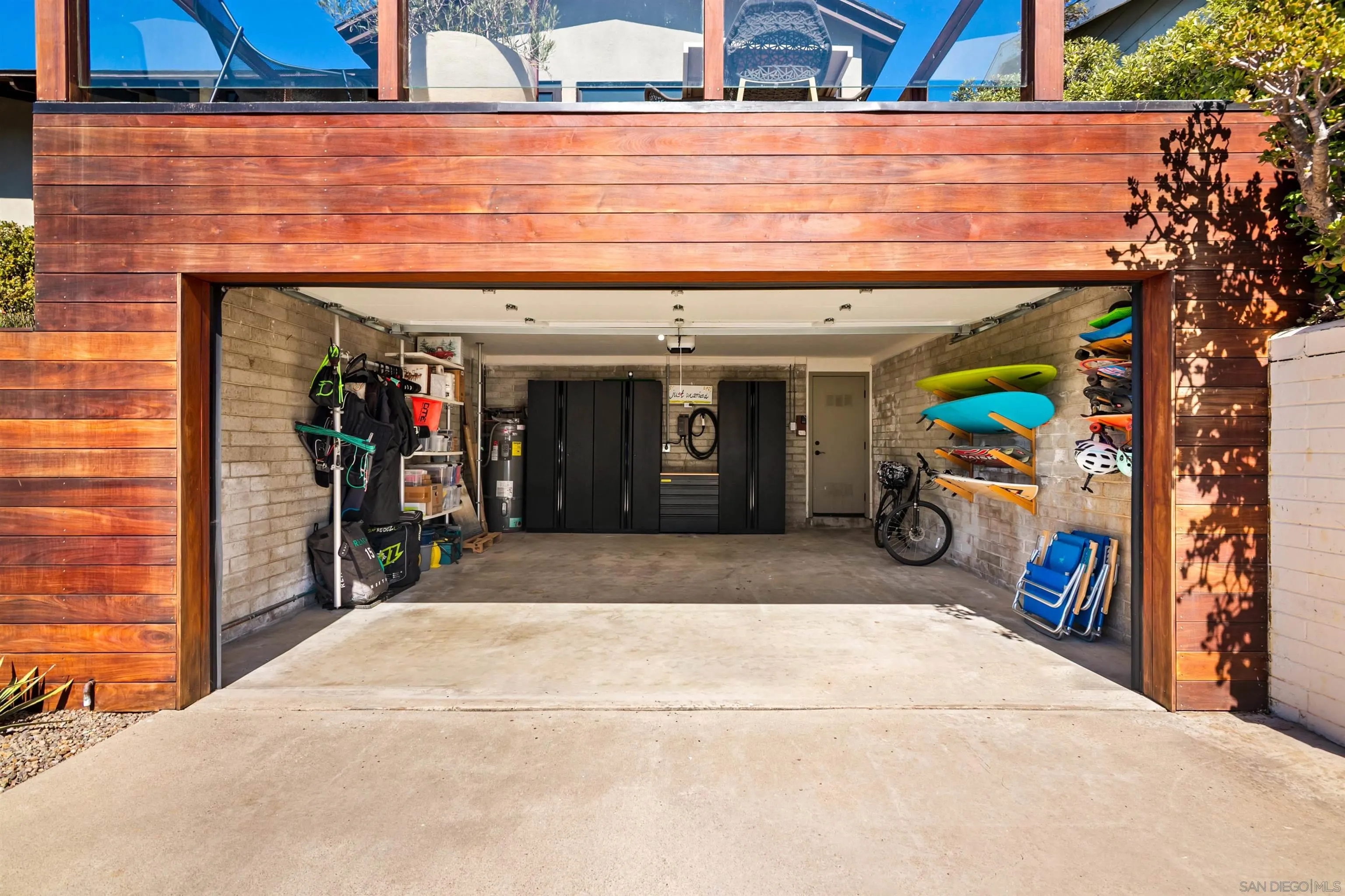 https://cdn.realtyfeed.com/cdn/127/250041415/baf77d57a75e1aaa3c390898354a3cfa.webp