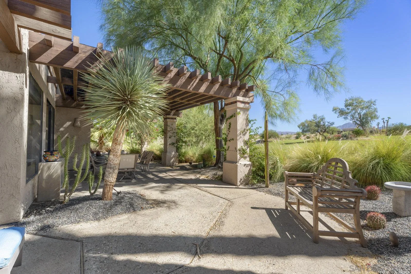 https://cdn.realtyfeed.com/cdn/127/250041418/164e7f56325e928d022b273c1b809ecf.webp