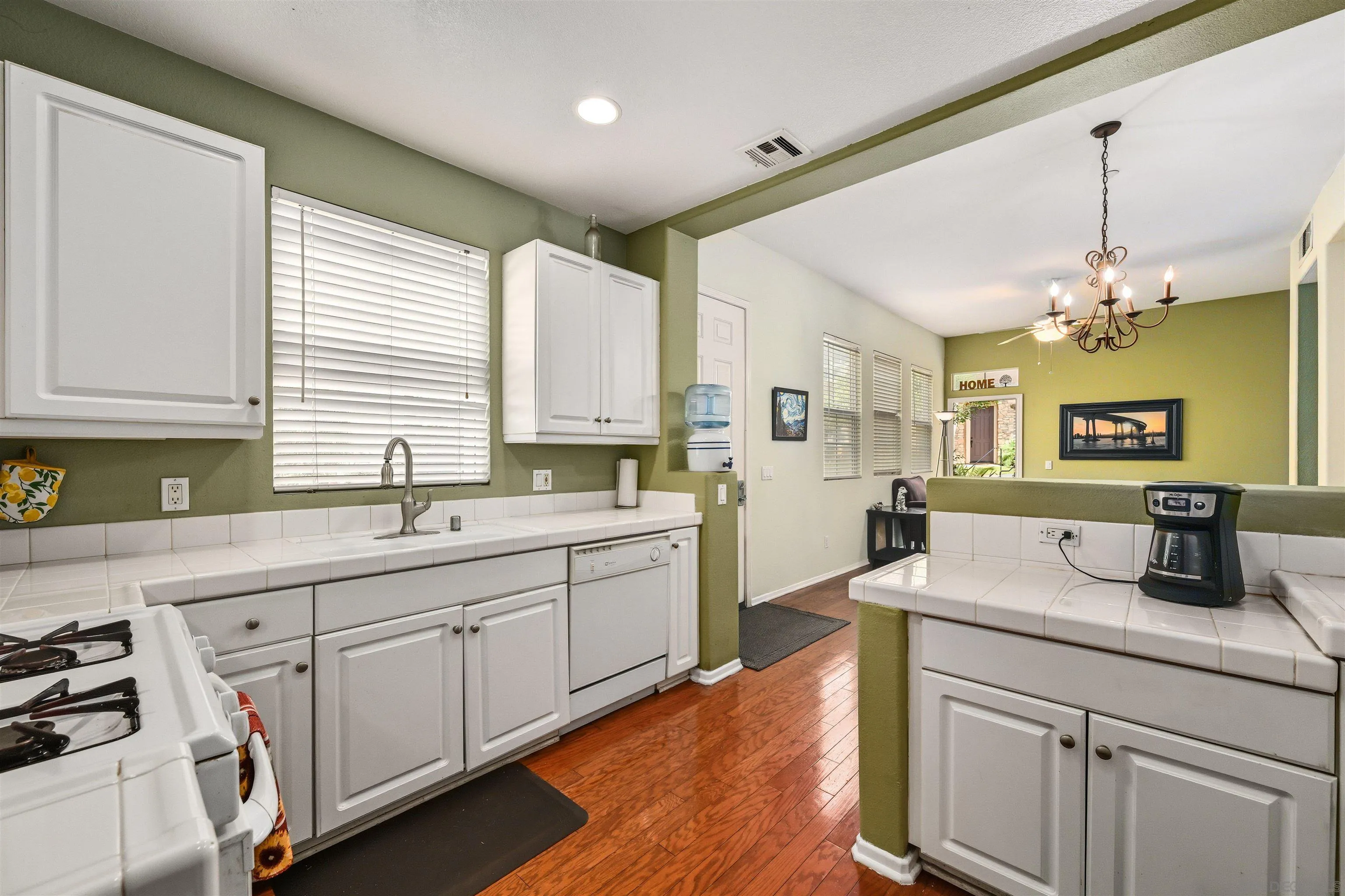 Photo #6: 250041424 Listing 
