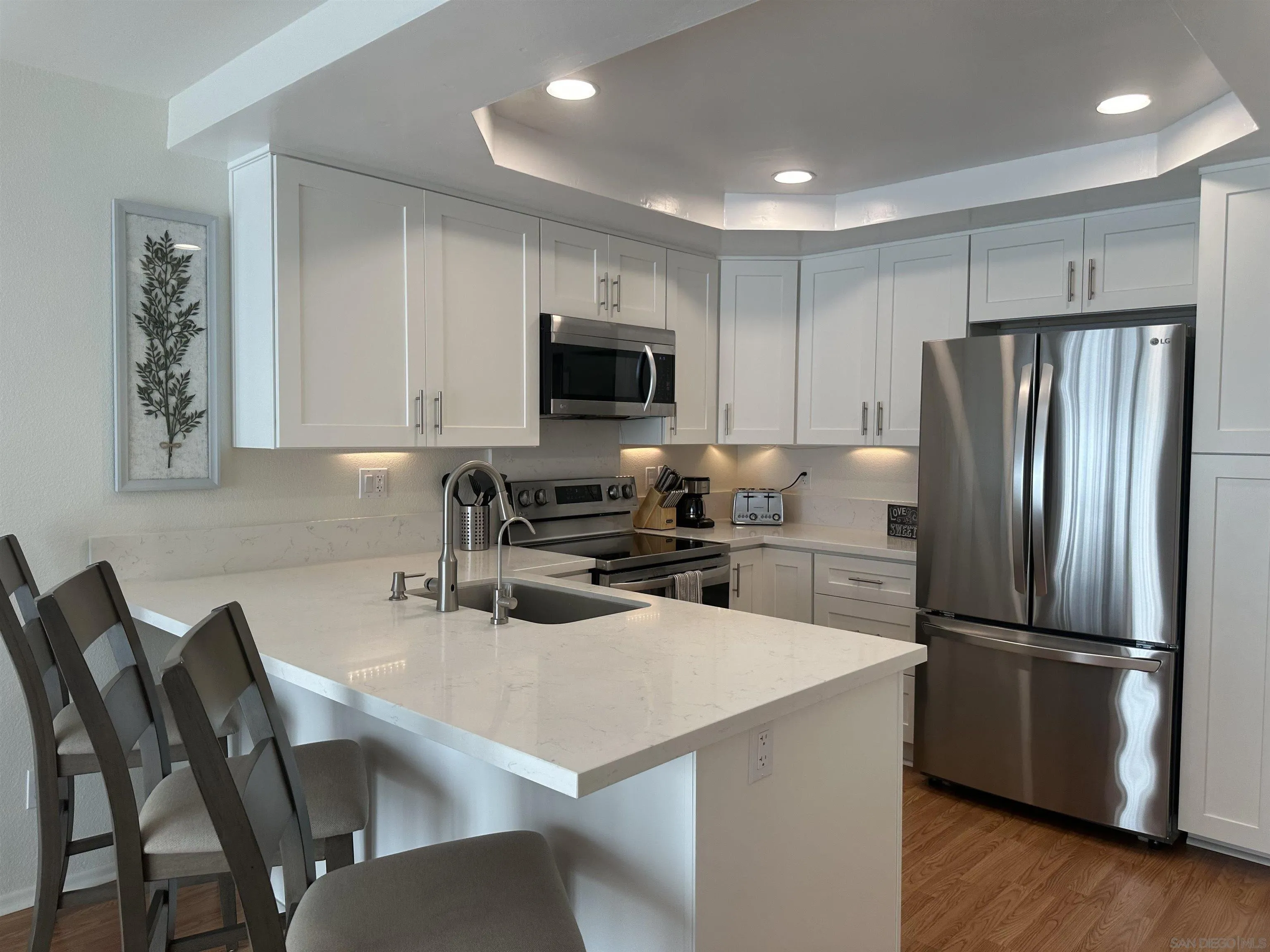 https://cdn.realtyfeed.com/cdn/127/250041428/28b2586a6e362eb328d8b550e3c52fc7.webp