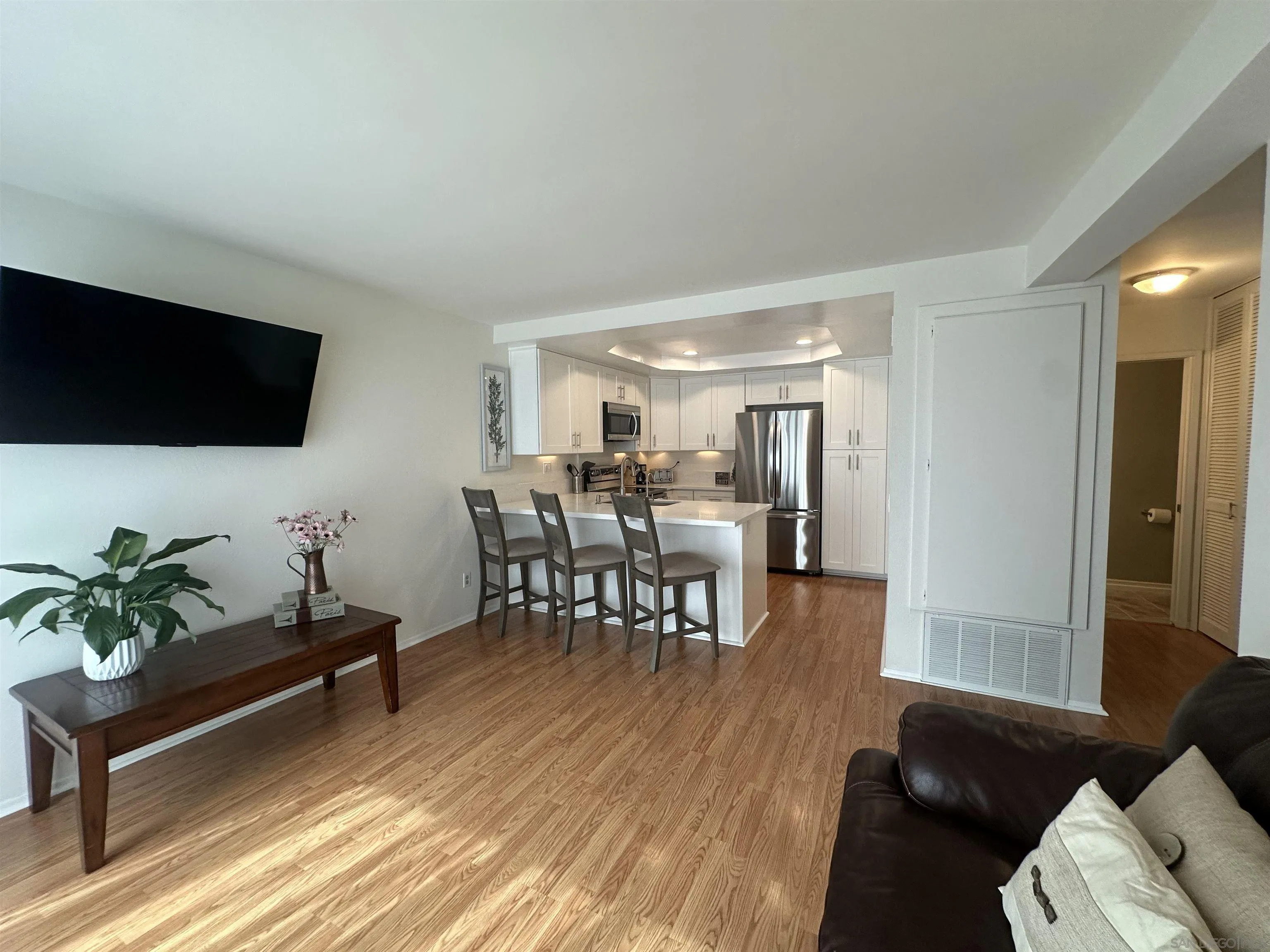 https://cdn.realtyfeed.com/cdn/127/250041428/92062c3b8b8da9e311e3ecfb39a4160a.webp