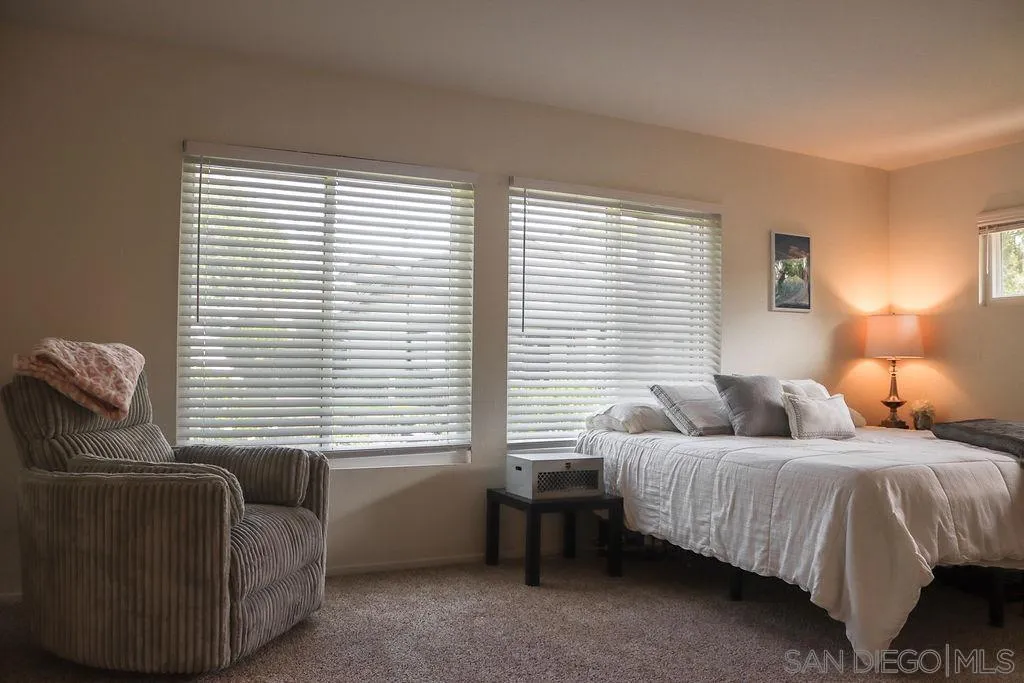 https://cdn.realtyfeed.com/cdn/127/250041428/be1c4df5c5229075811baf822ffafe8d.webp