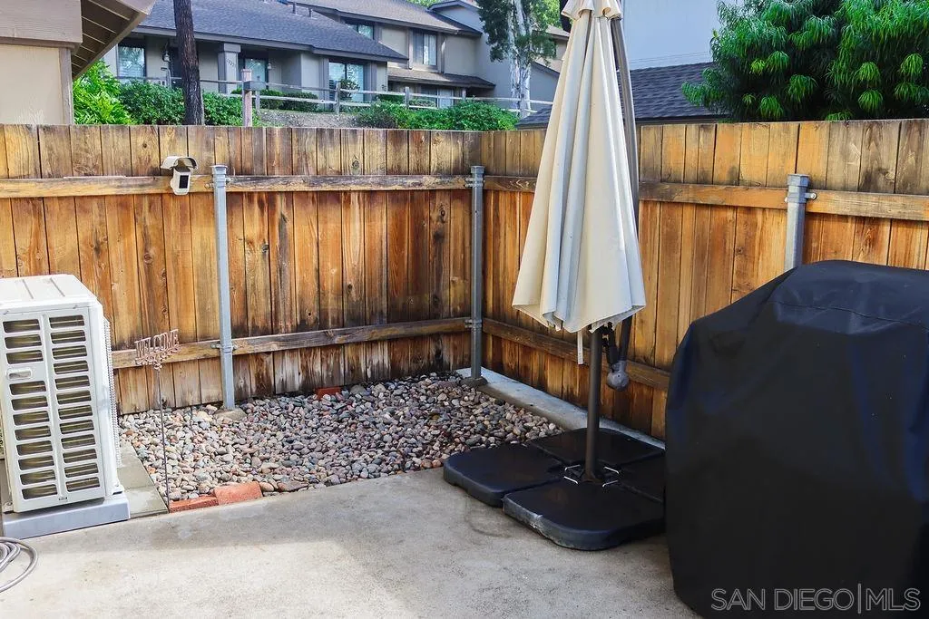 https://cdn.realtyfeed.com/cdn/127/250041428/dc3ba6bdba772515ea7b4004eb37a998.webp