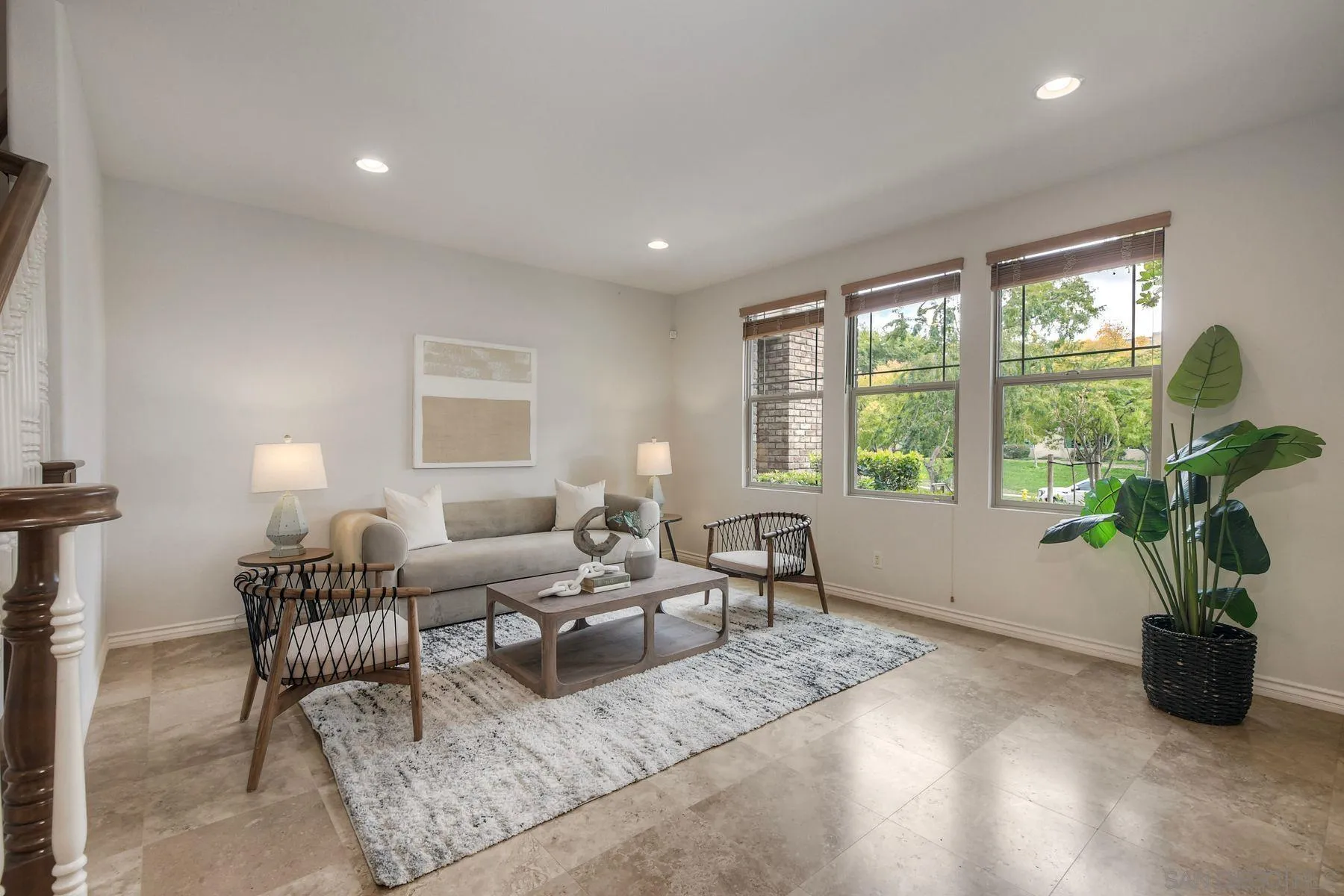Photo #3: 250041432 Listing 
