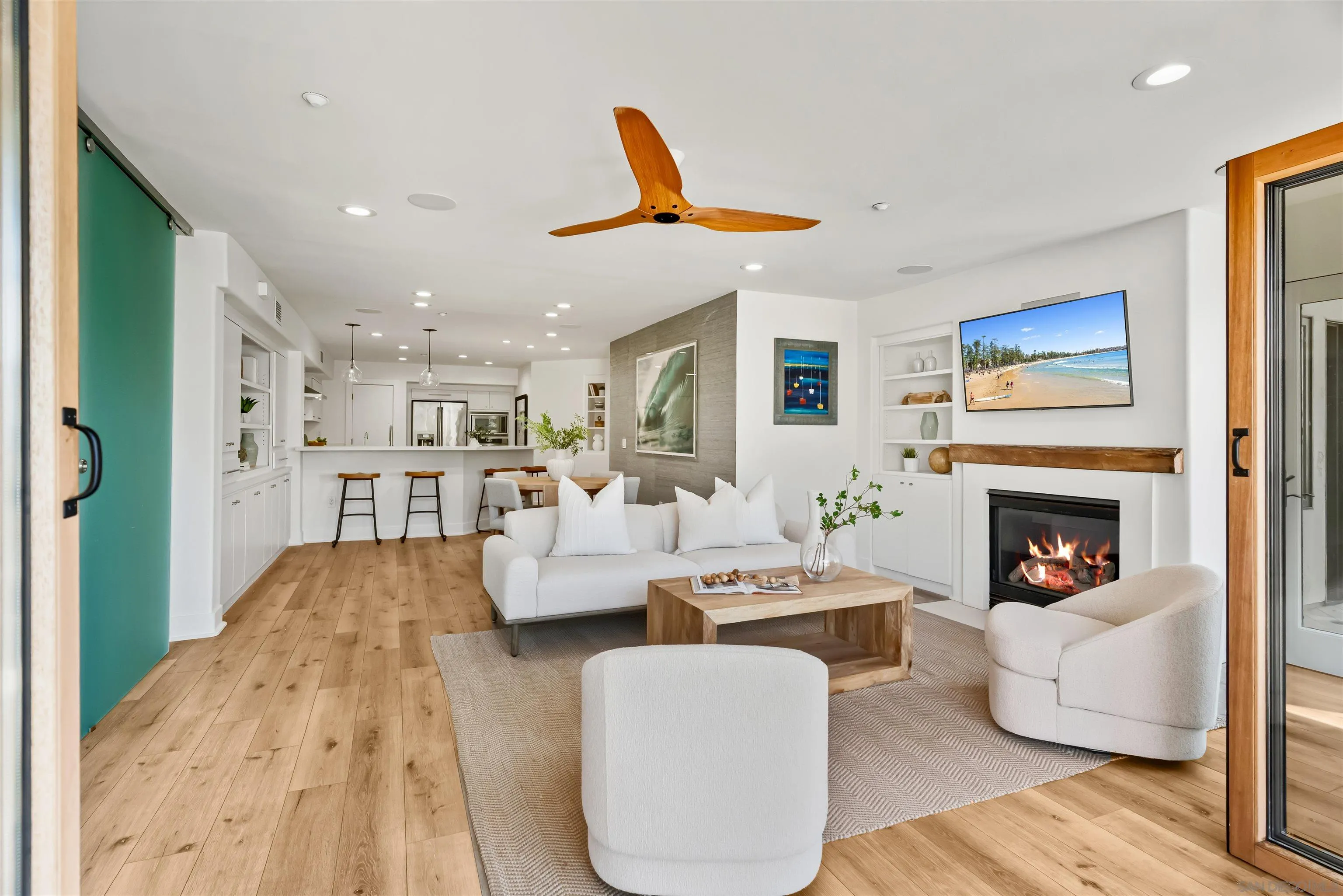 https://cdn.realtyfeed.com/cdn/127/250041433/84a73752765b2d77c8212e2e1937eb43.webp