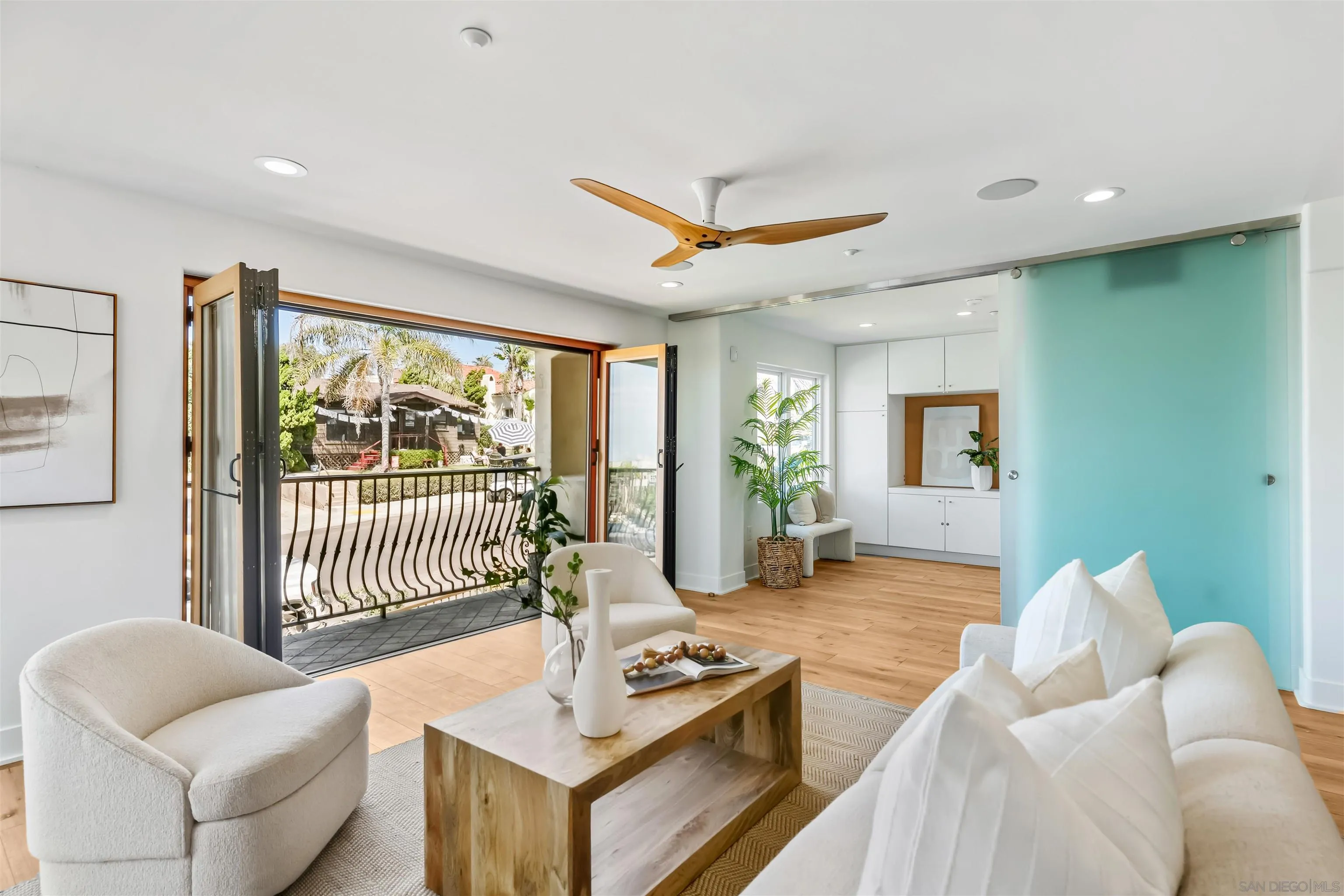 https://cdn.realtyfeed.com/cdn/127/250041433/8fdf3944f0e29eb60d21e90819f3cc70.webp