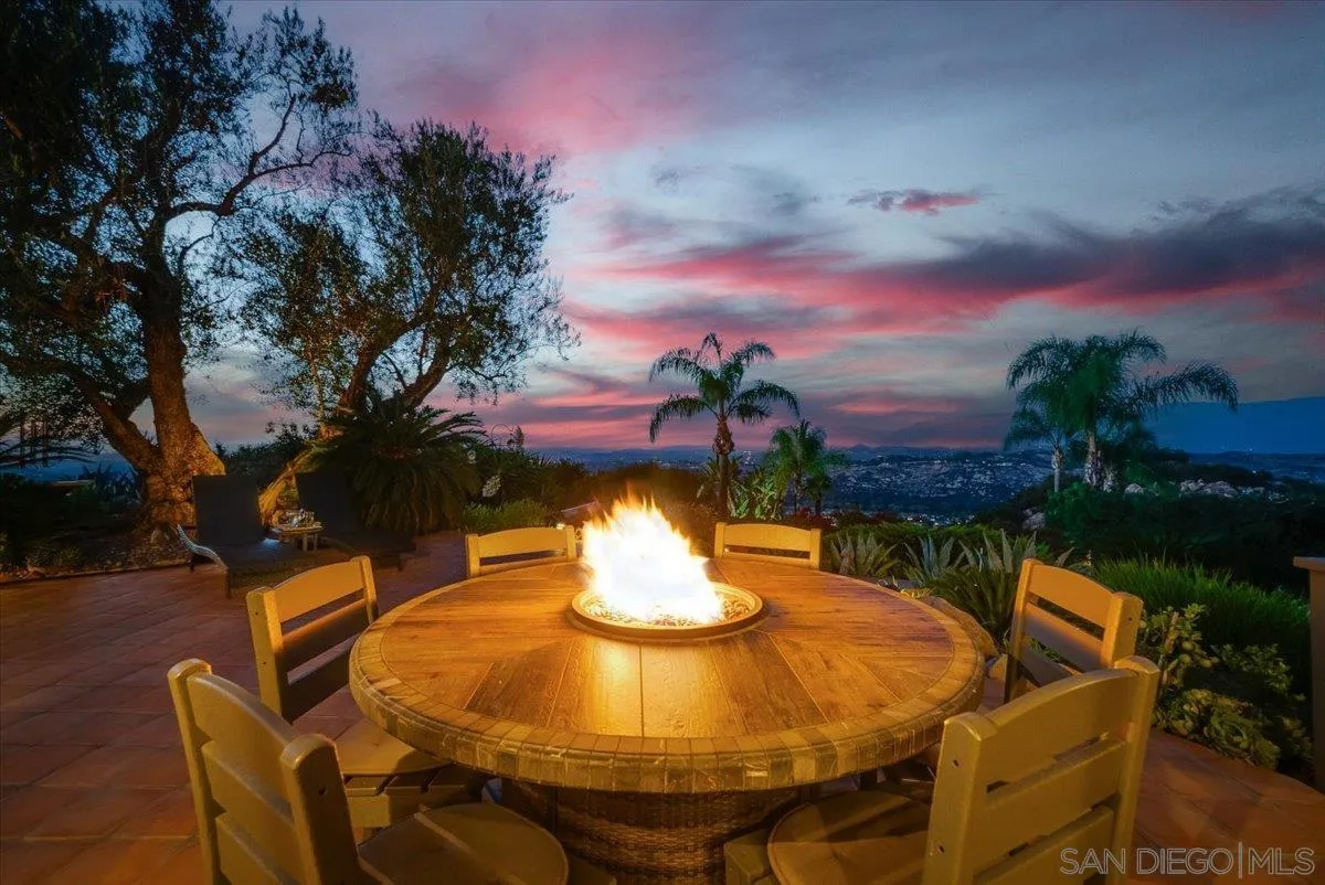 https://cdn.realtyfeed.com/cdn/127/250041436/06cbb1d3e1315c5ba2f6d3812fdb03ff.webp