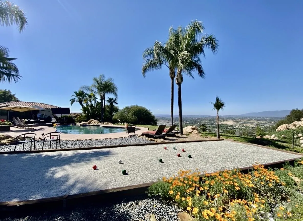 https://cdn.realtyfeed.com/cdn/127/250041436/0f158daec95d4da022d2b2bd7c59dc6a.webp