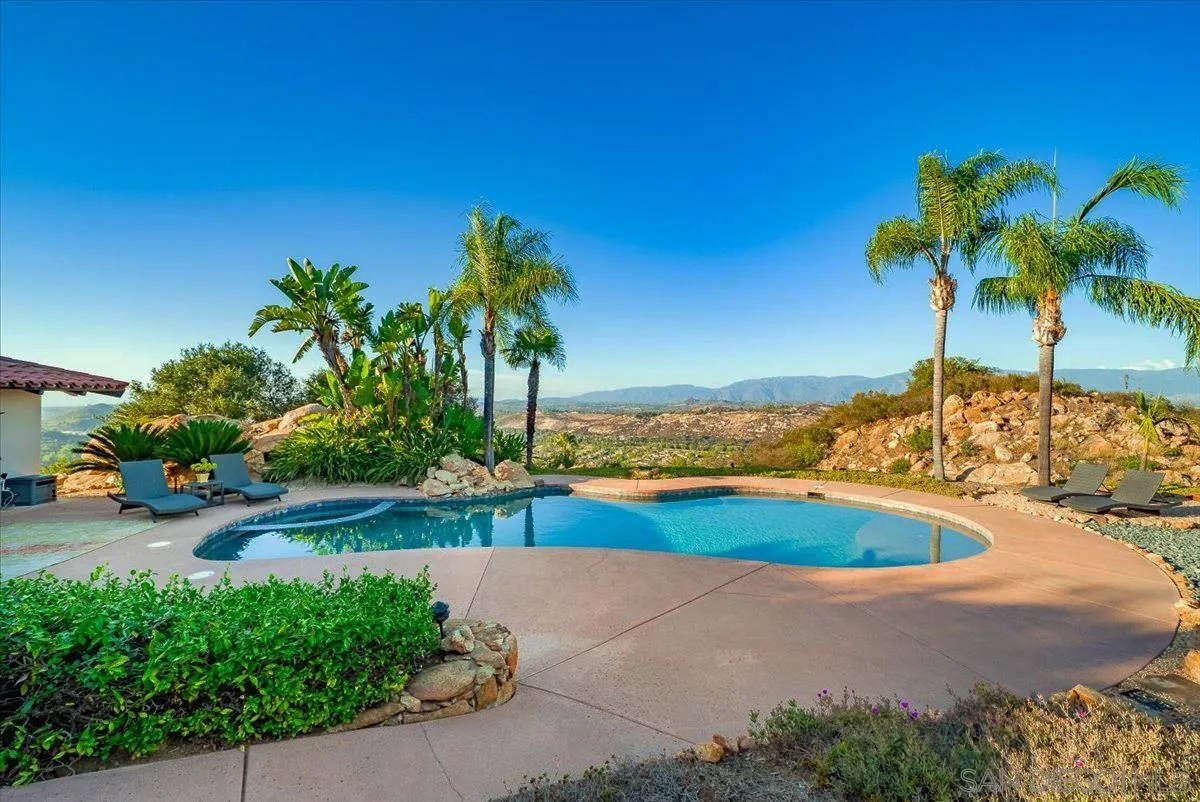 https://cdn.realtyfeed.com/cdn/127/250041436/2f0ef56b9f36060bc32a1c604867e6e6.webp