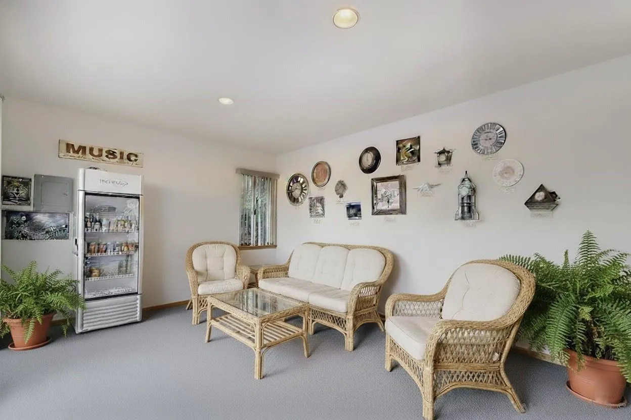 https://cdn.realtyfeed.com/cdn/127/250041436/380b2e486d98a62efd65cd4ea6561b3c.webp