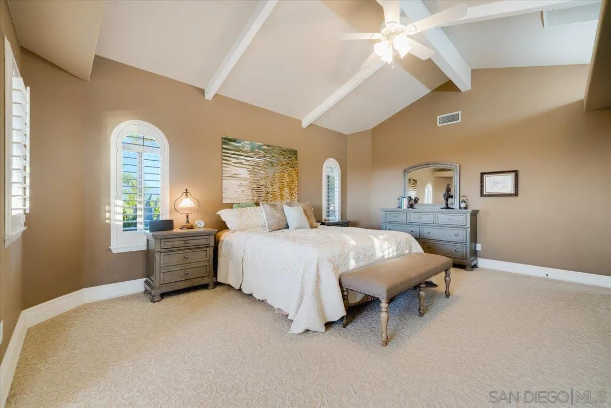 https://cdn.realtyfeed.com/cdn/127/250041436/d1890c99445d34eab2d0af6d2932fe78.webp