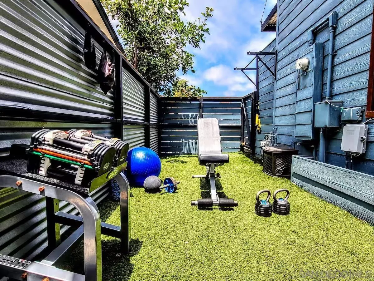https://cdn.realtyfeed.com/cdn/127/250041437/9f370f58ae1980b0ac350e92b9052db2.webp