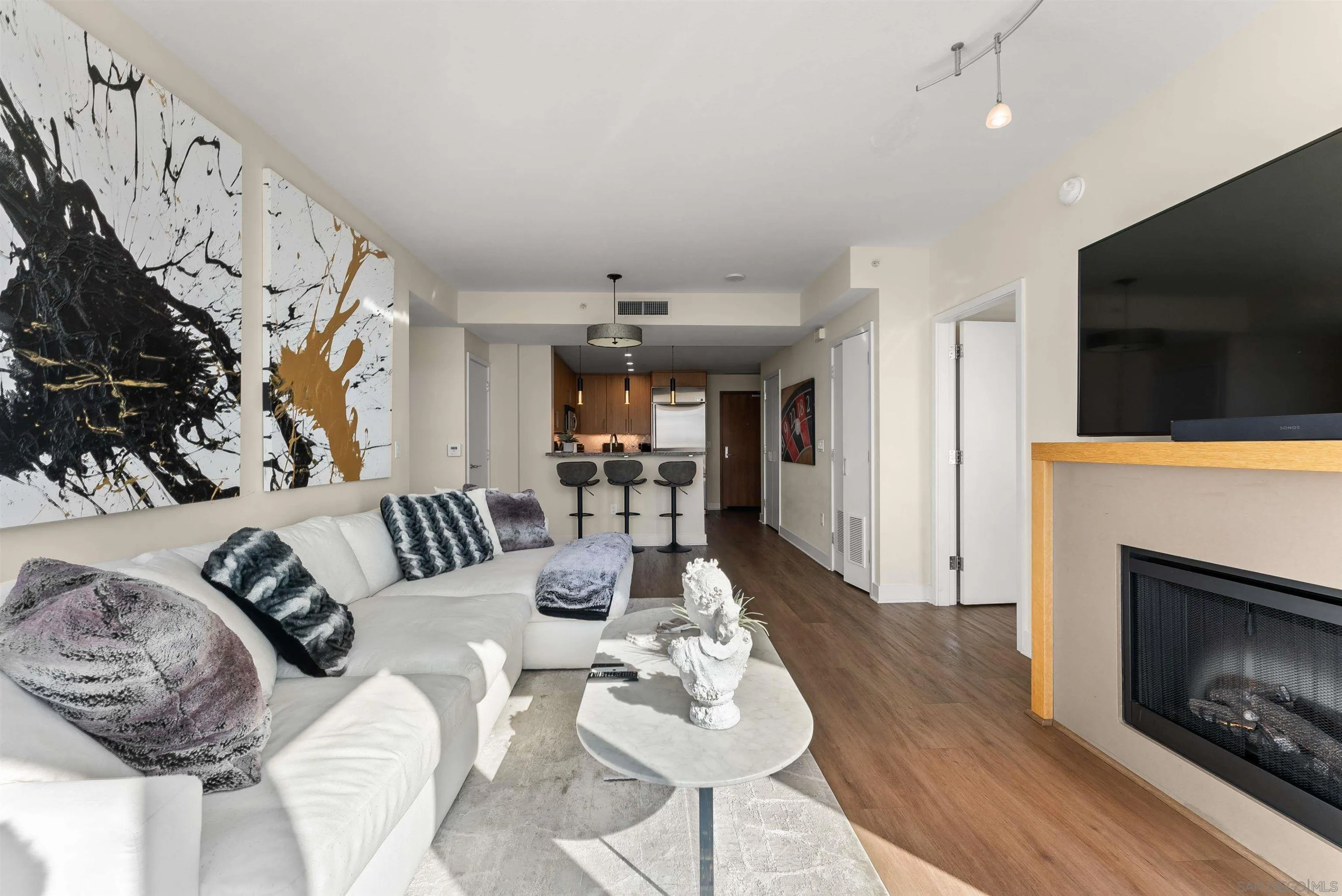 Photo #6: 250041441 Listing 